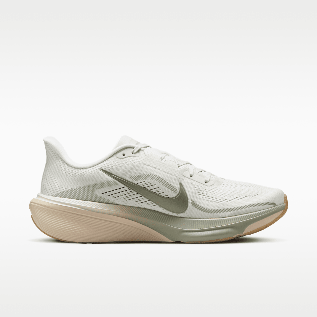 Spruce Aura/Pale Ivory/Sanddrift/Jade Horizon