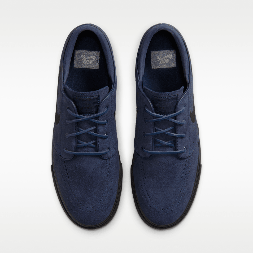 Obsidian/Obsidian/Black/Black