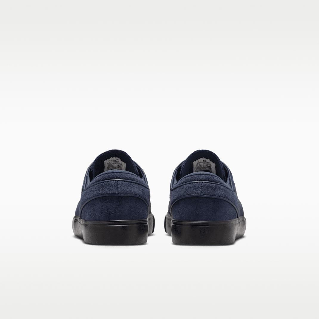 Obsidian/Obsidian/Black/Black