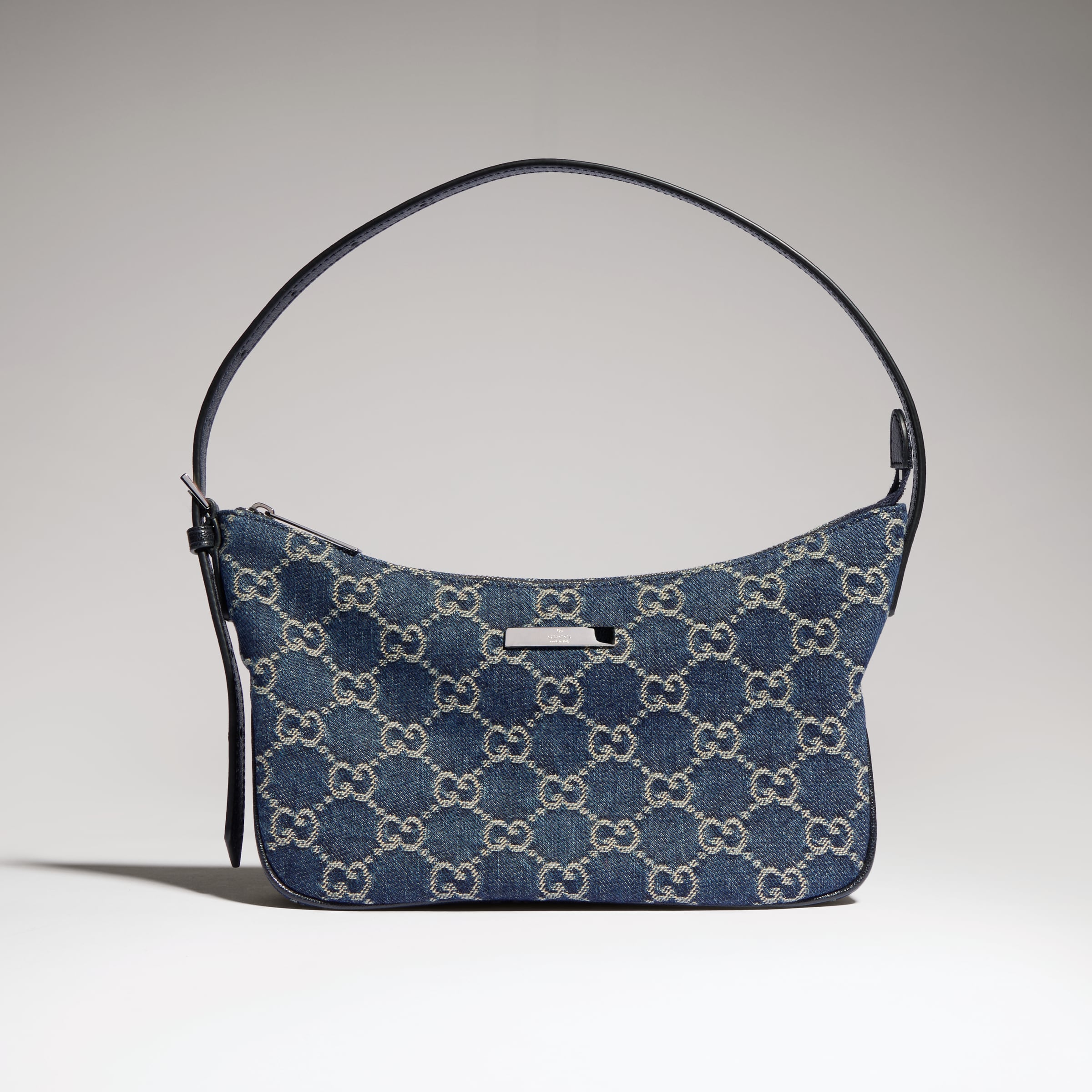 denim azul oscuro con GG