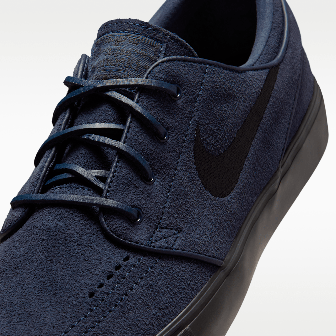 Obsidian/Obsidian/Black/Black