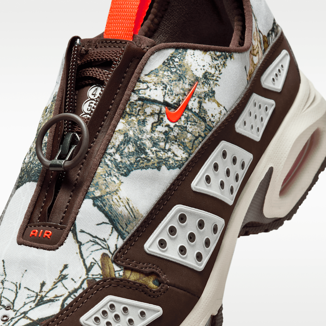 Light Orewood Brown/Baroque Brown/Hyper Crimson