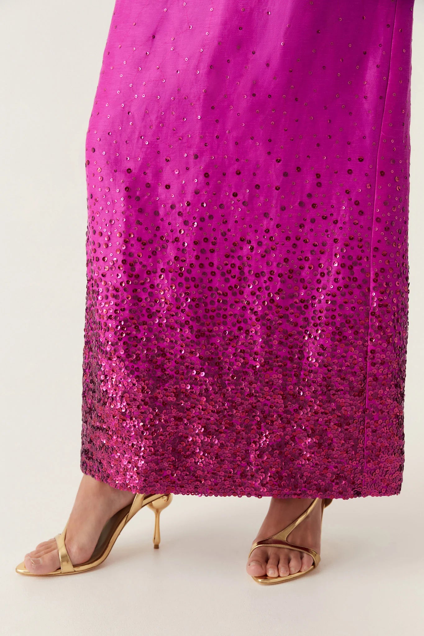 DEEP MAGENTA