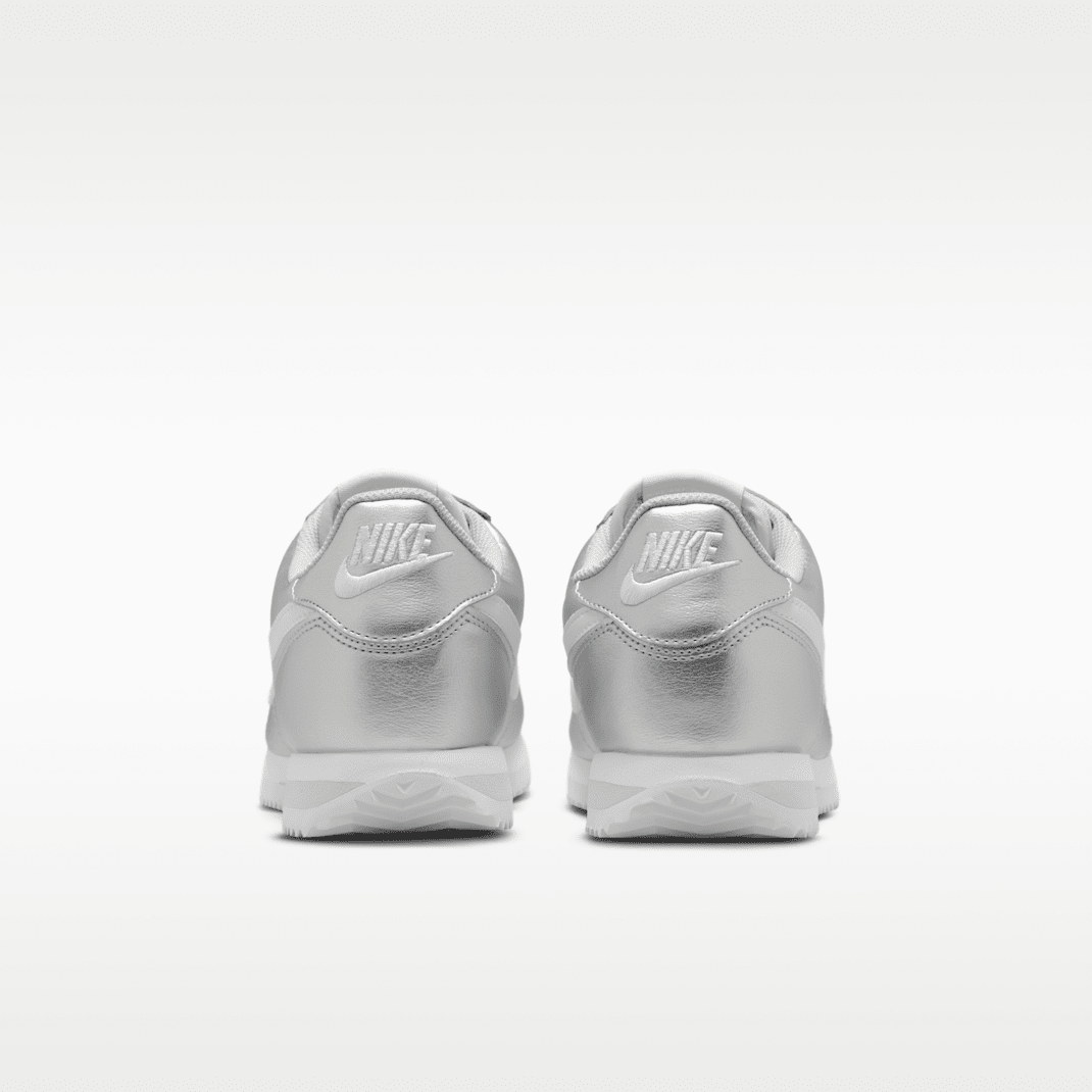 Metallic Silver/Grey Fog/White