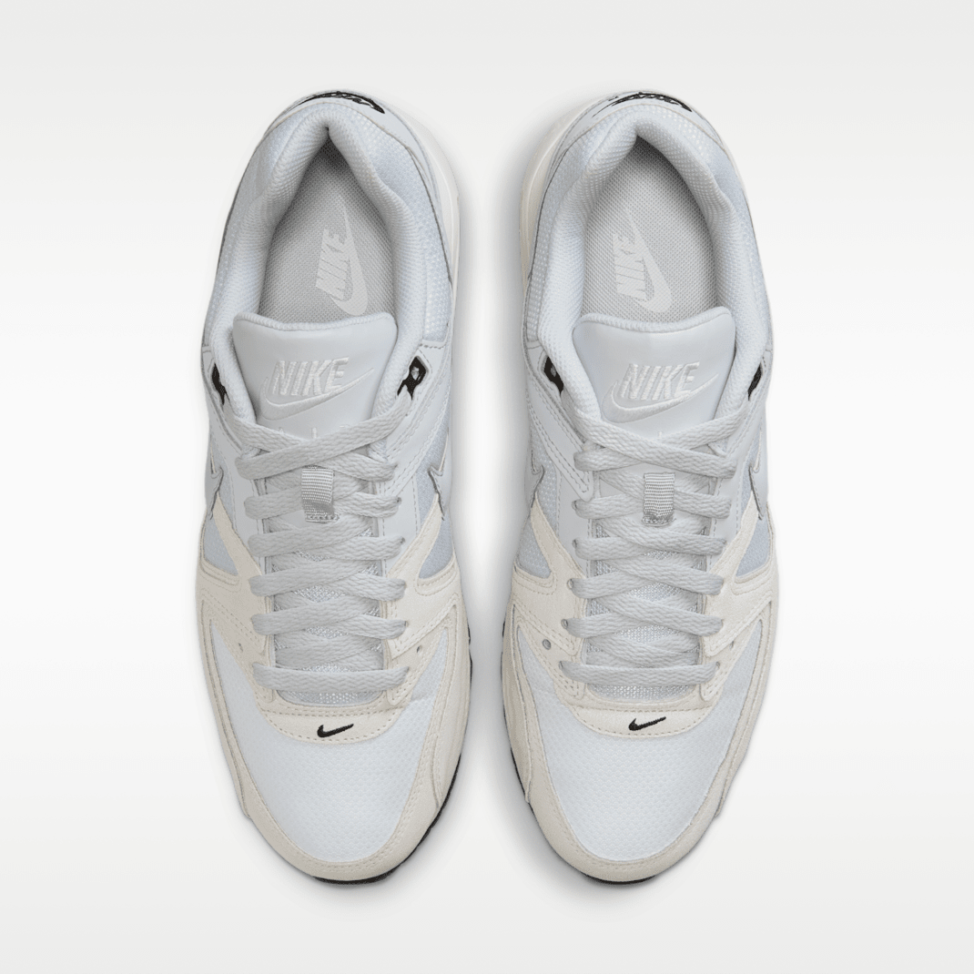 Summit White/Black/Pure Platinum