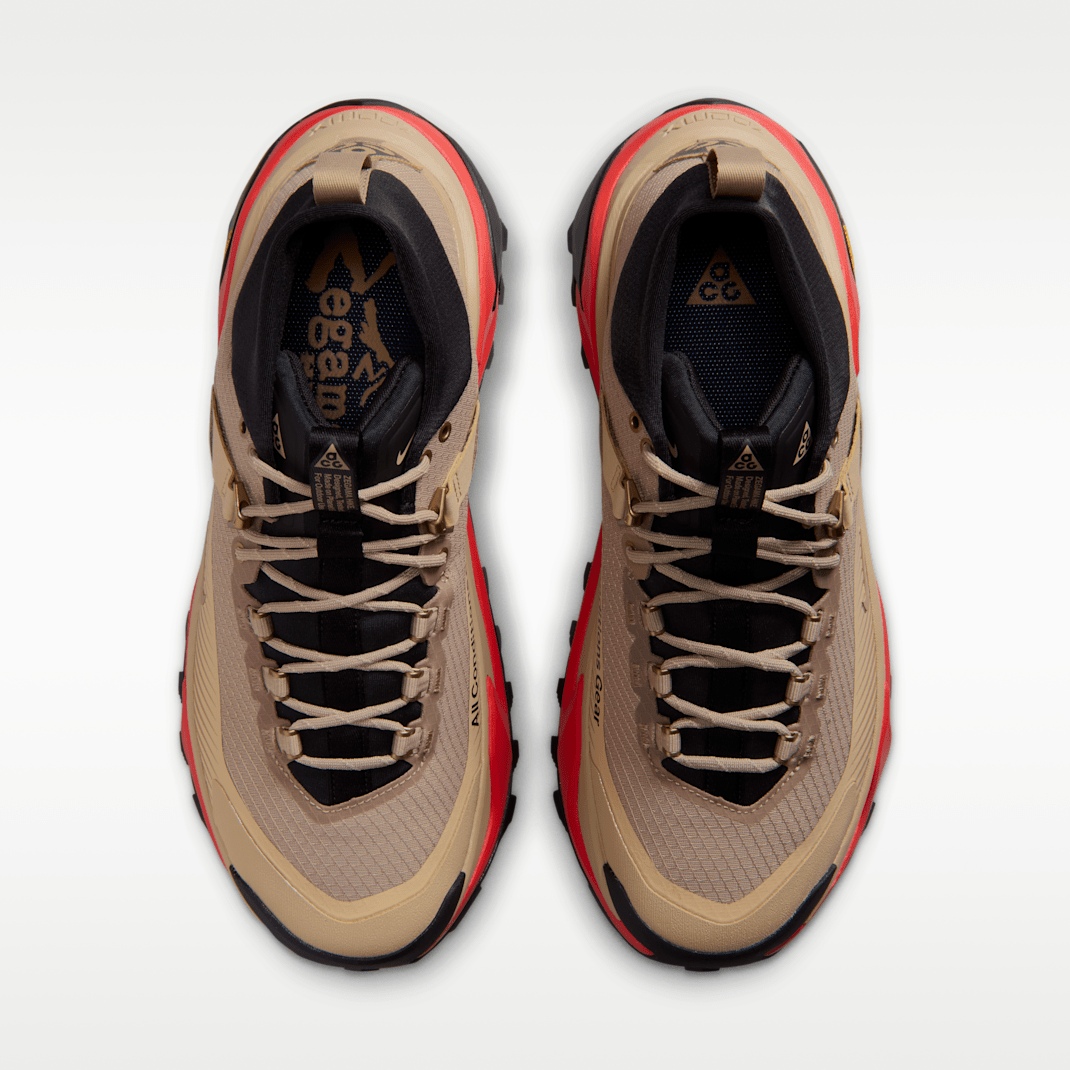 British Khaki/Linen/Light Crimson/British Khaki