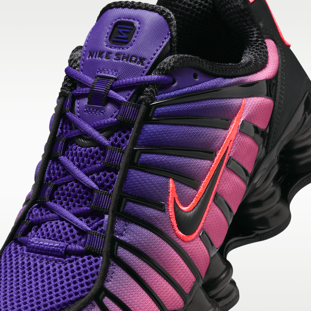 Court Purple/Metallic Black/Peony/Hot Lava
