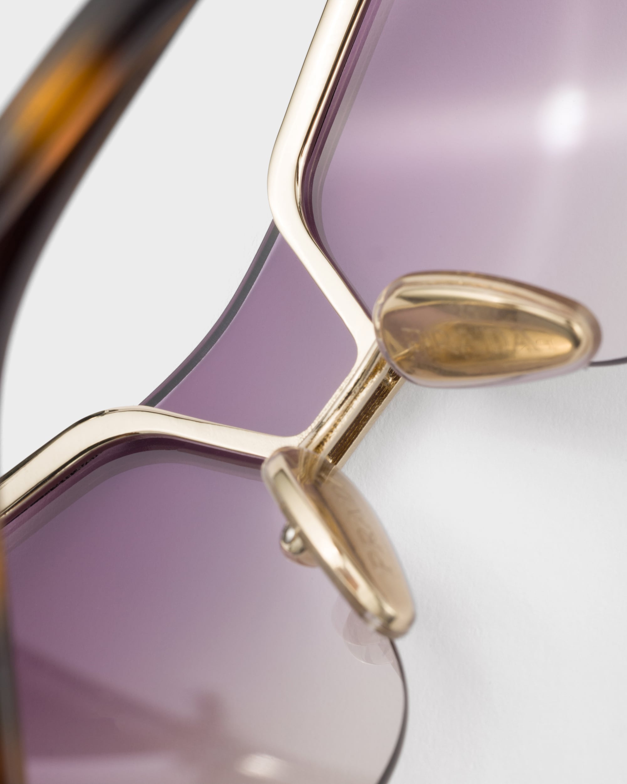 Gradient Cherry/Gold Lenses
