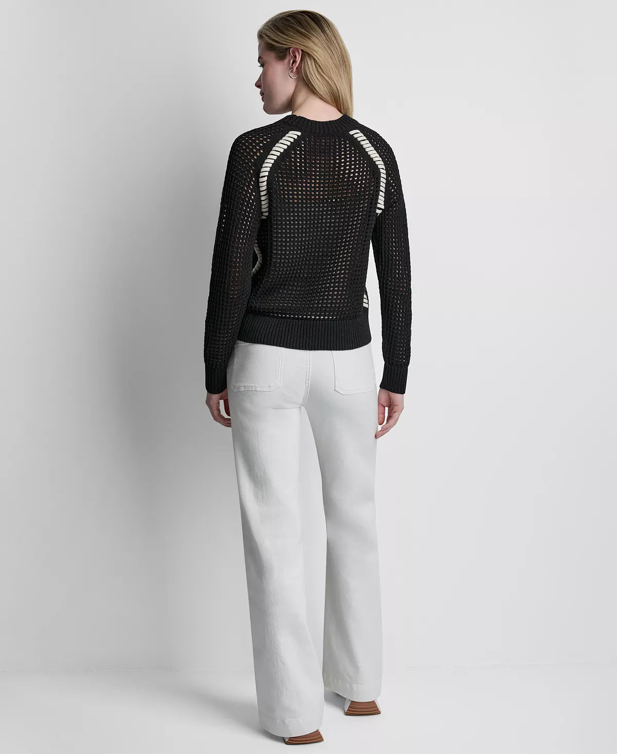 Black/Eggnog