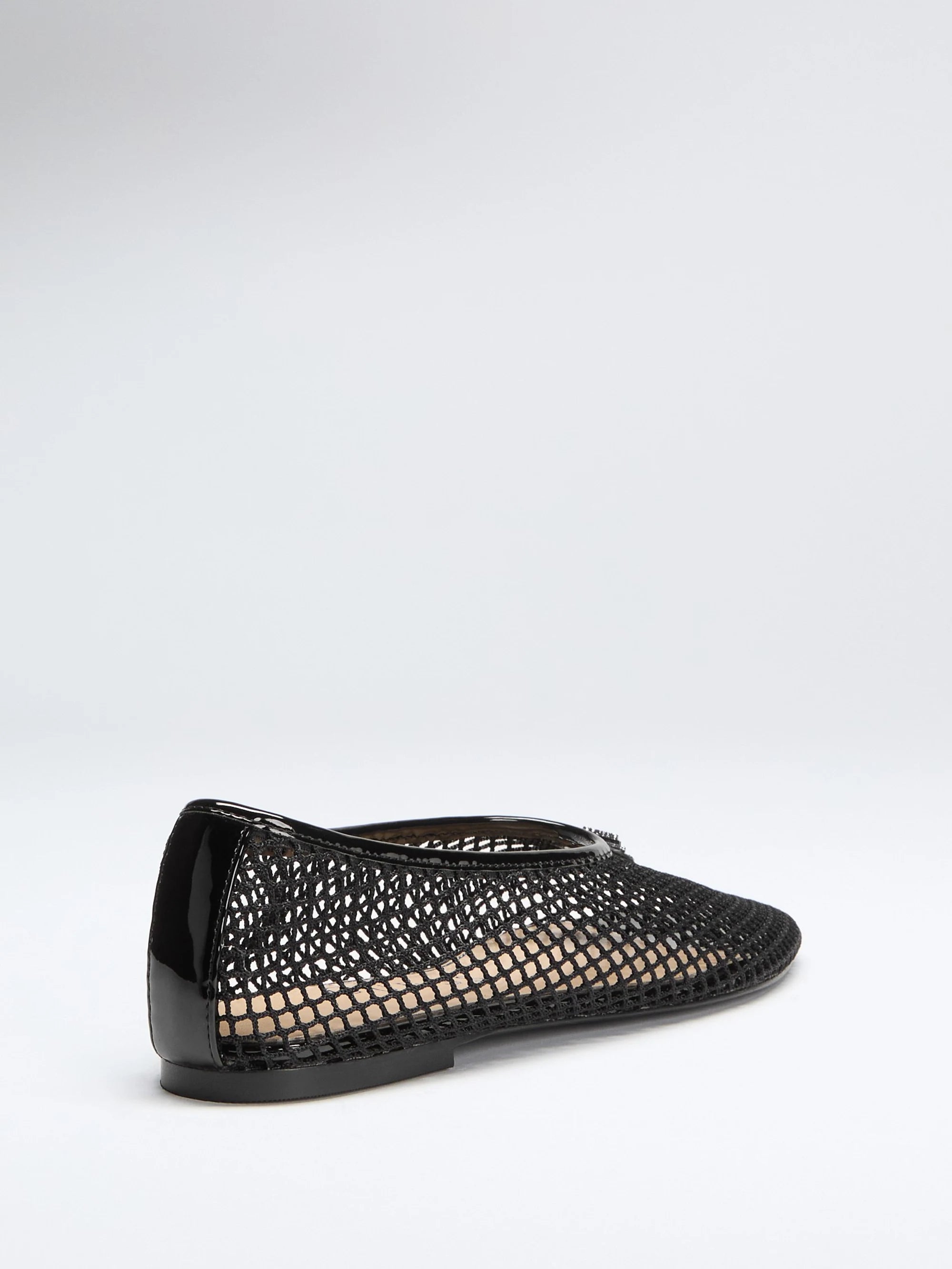 Black 001