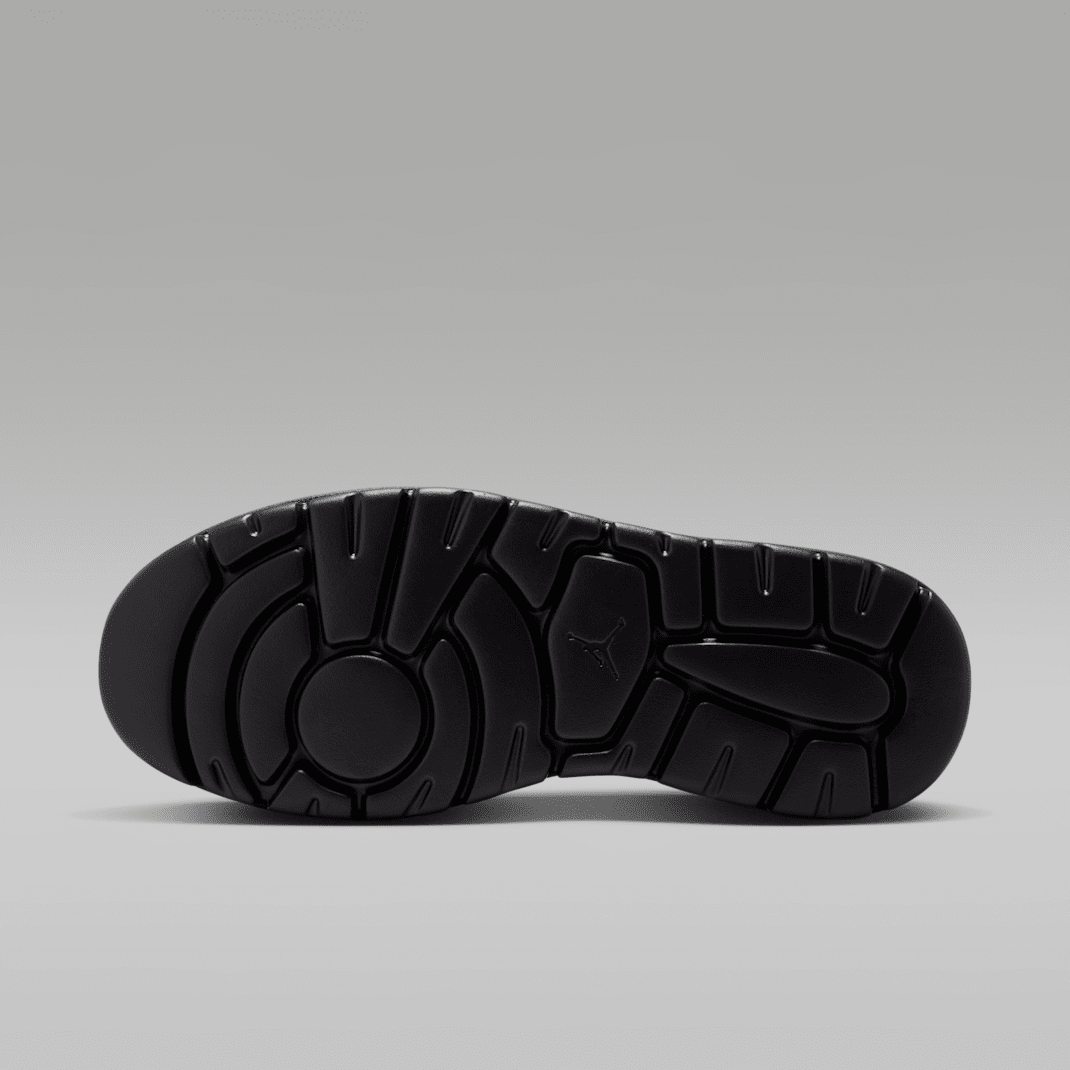 Black/Metallic Silver