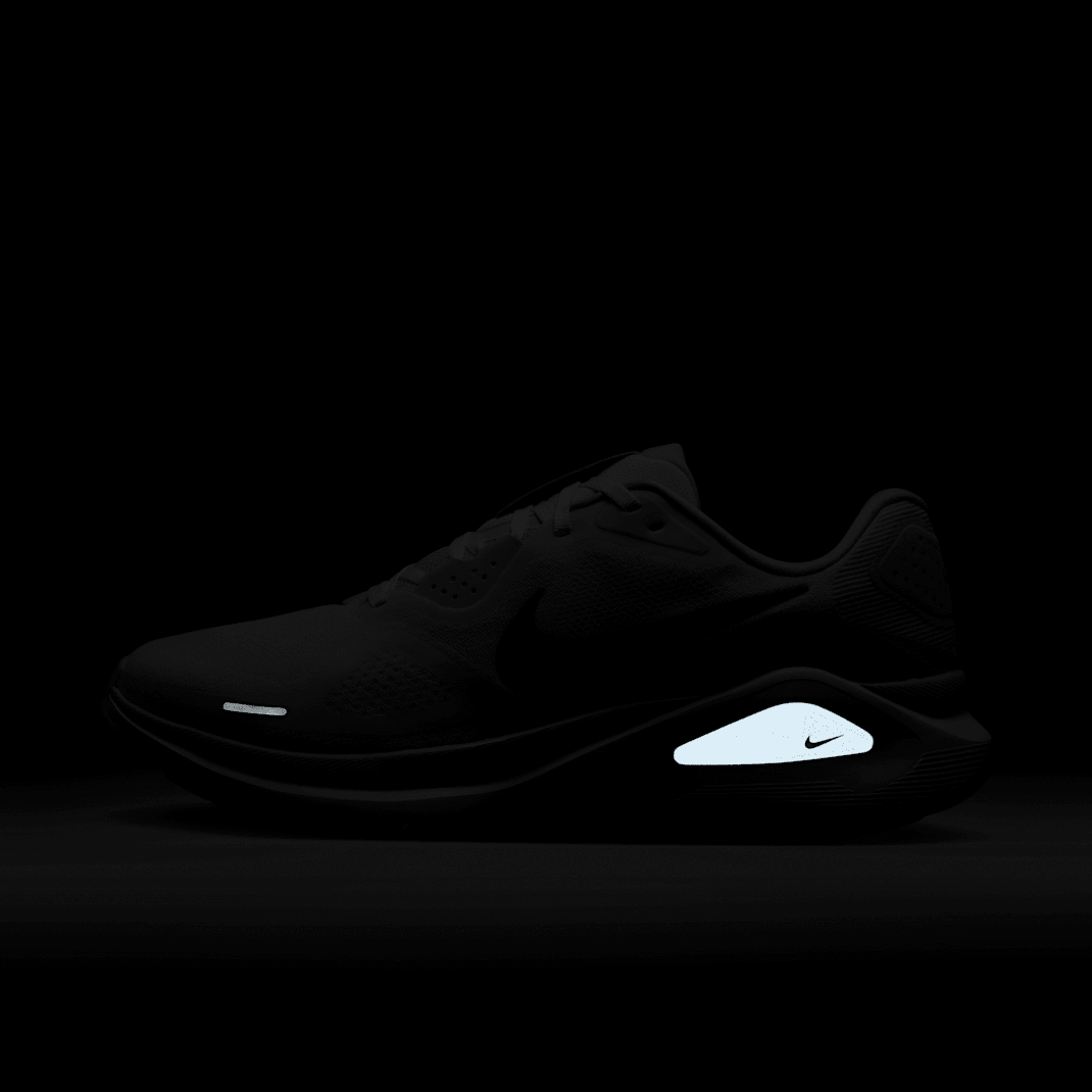 White/Pure Platinum/Barely Volt/Black