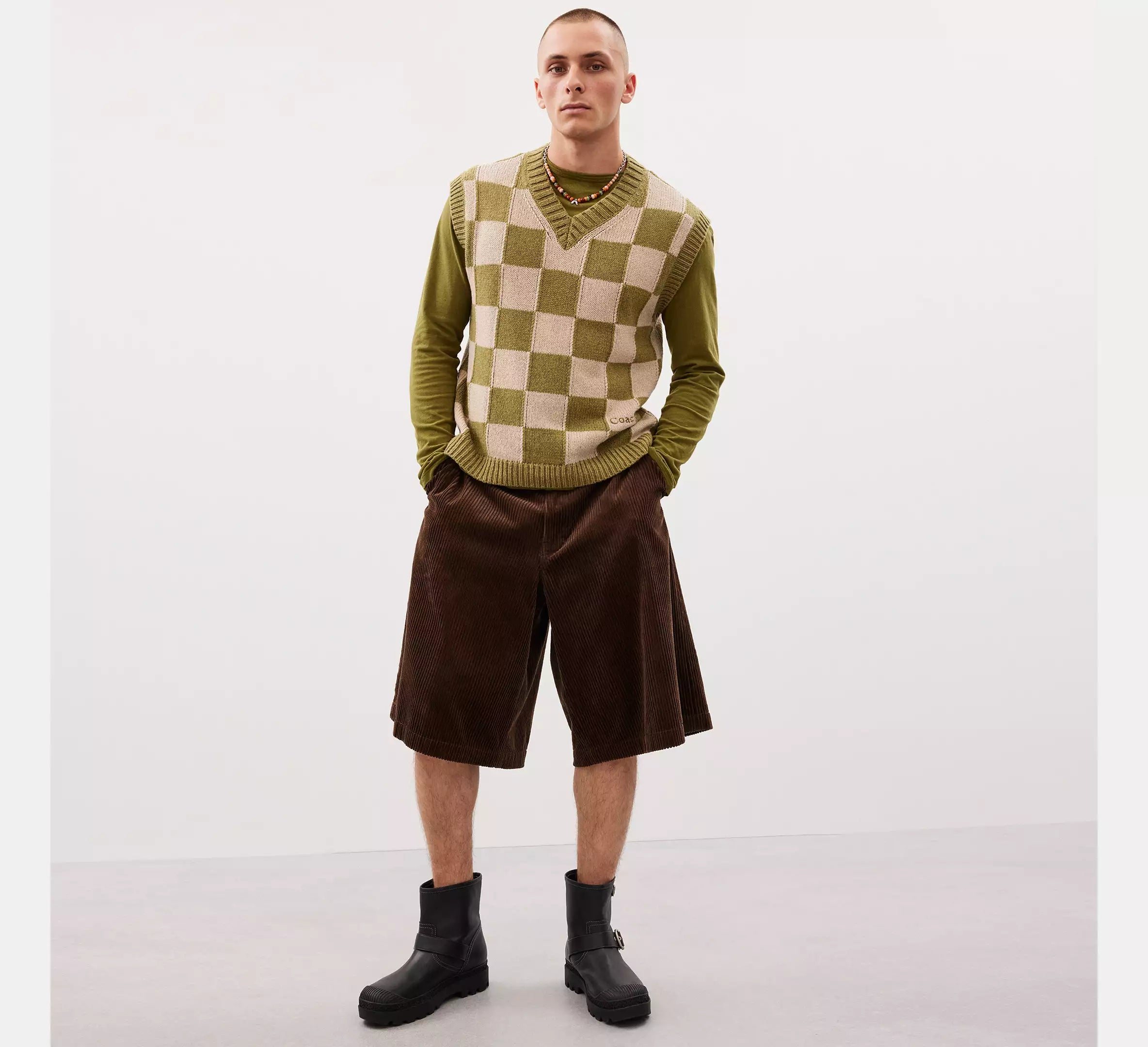 Beige/Green