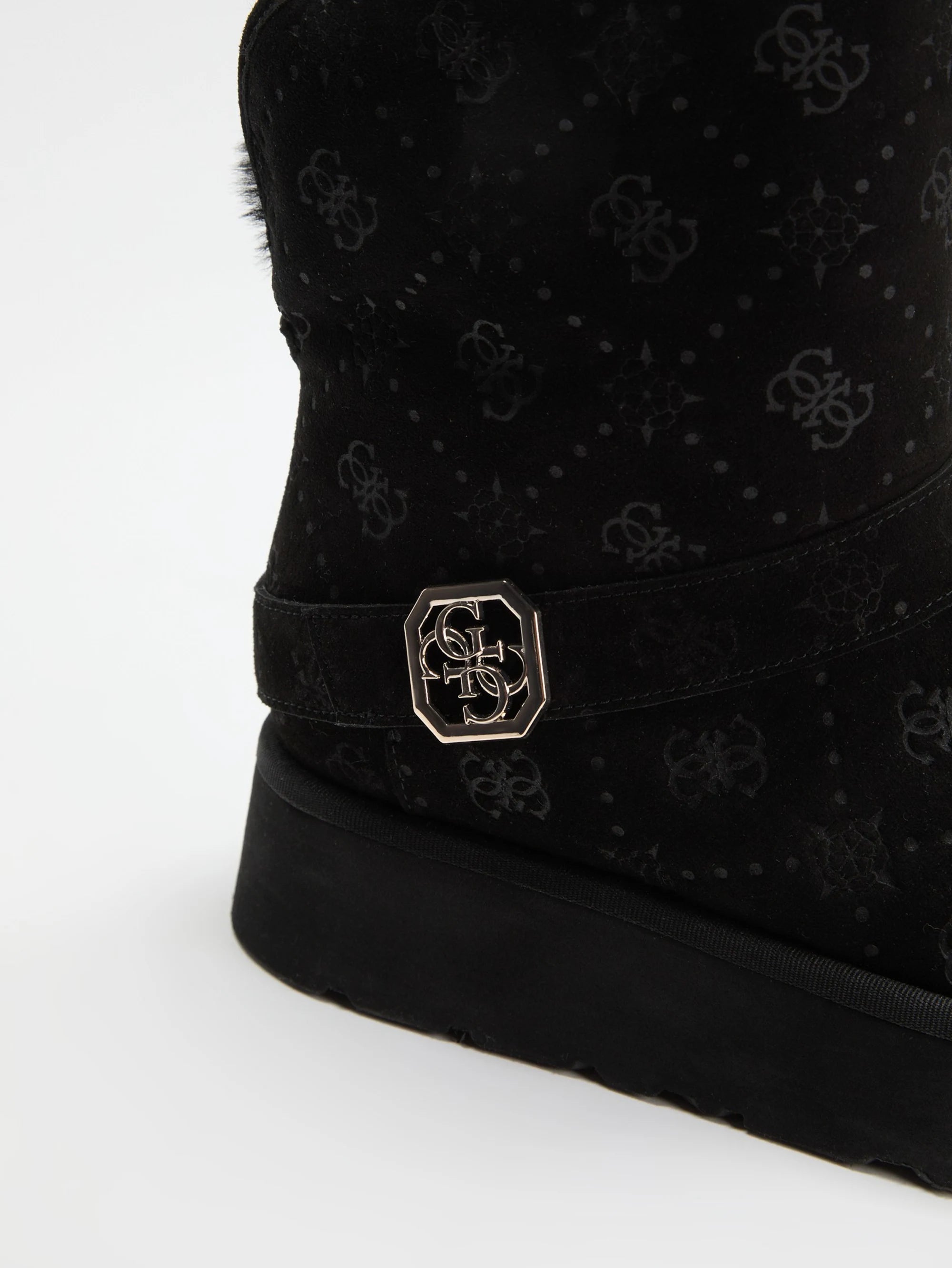 Black 001