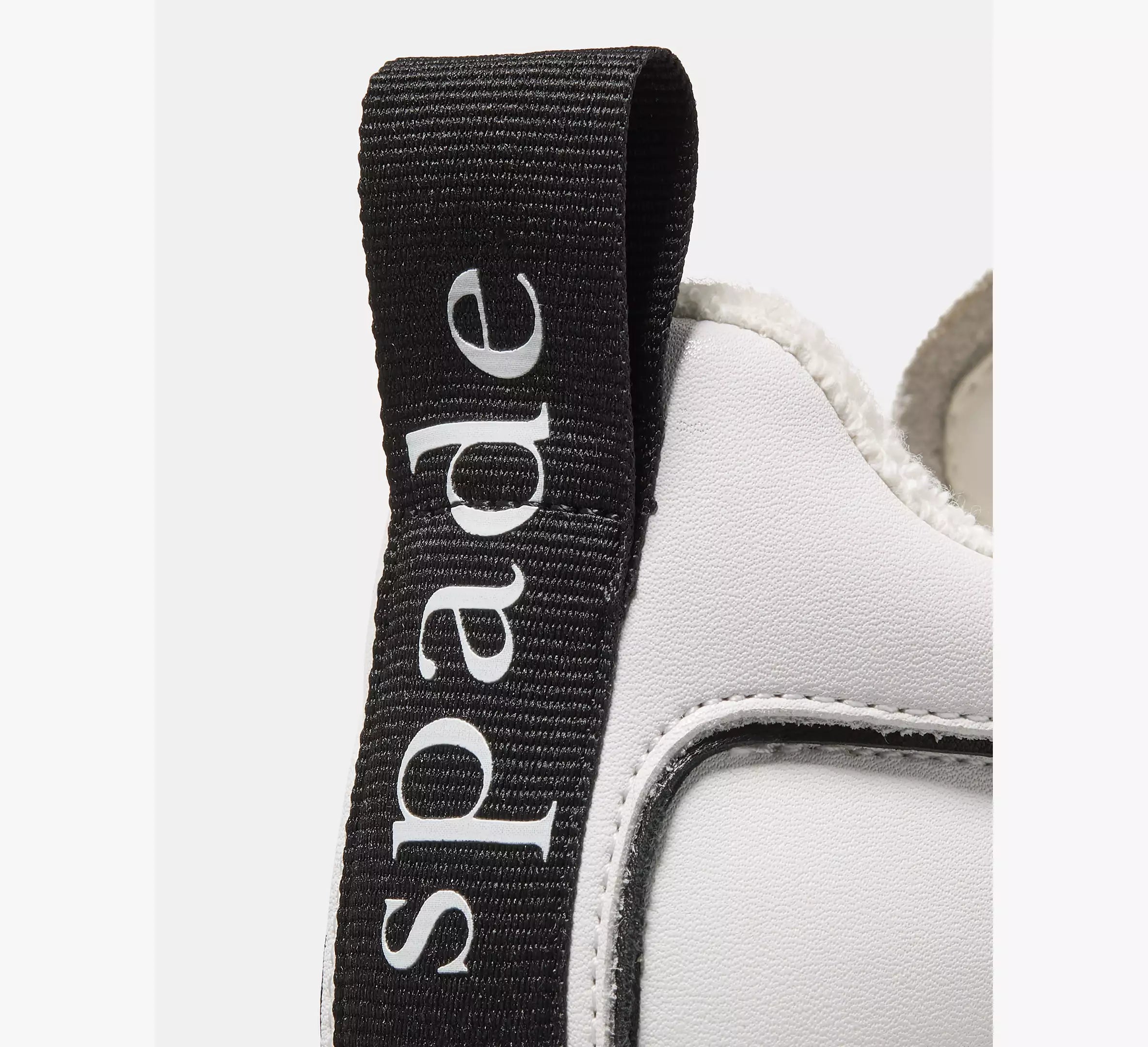 Optic White/Black