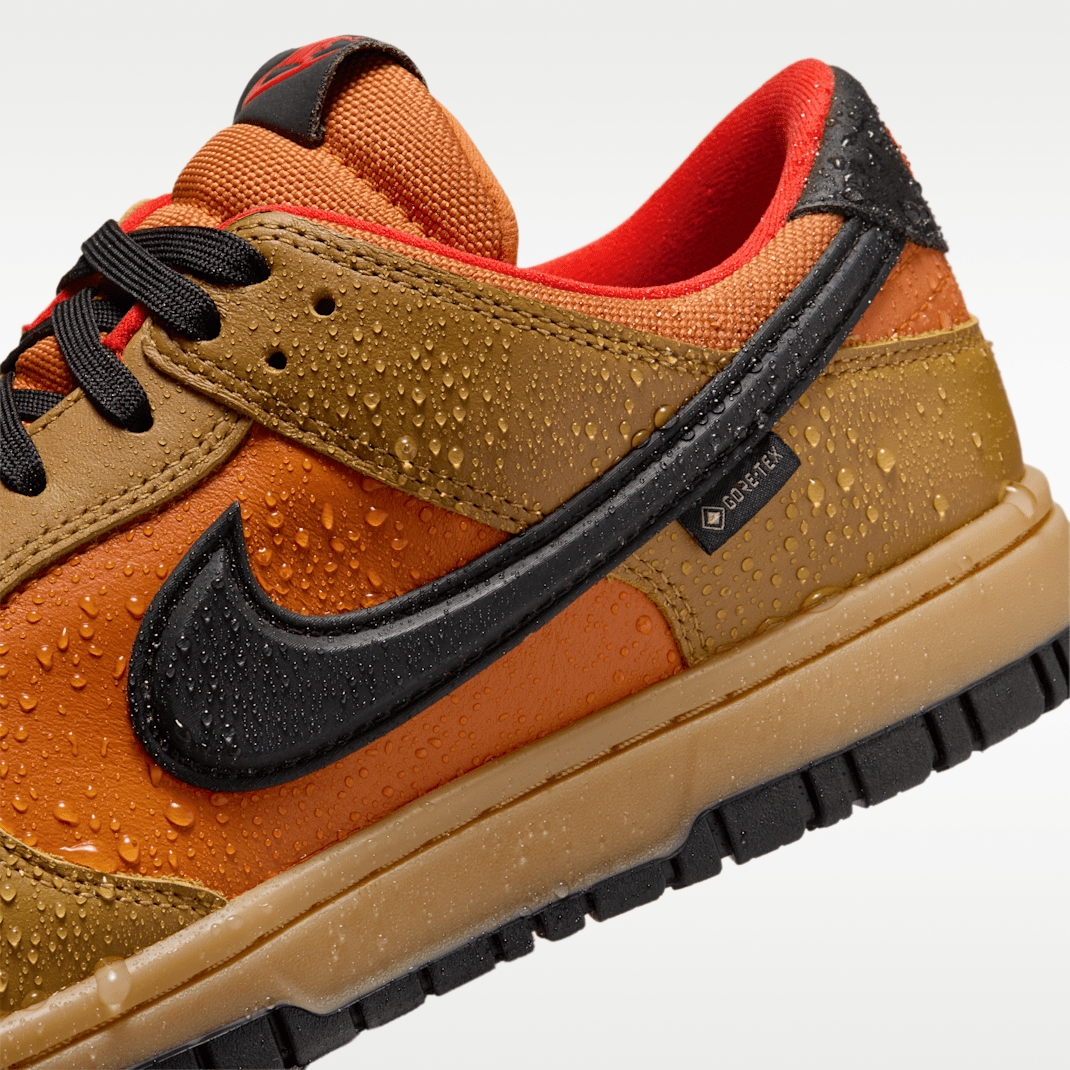 Wheat/Ceramic/Picante Red/Black