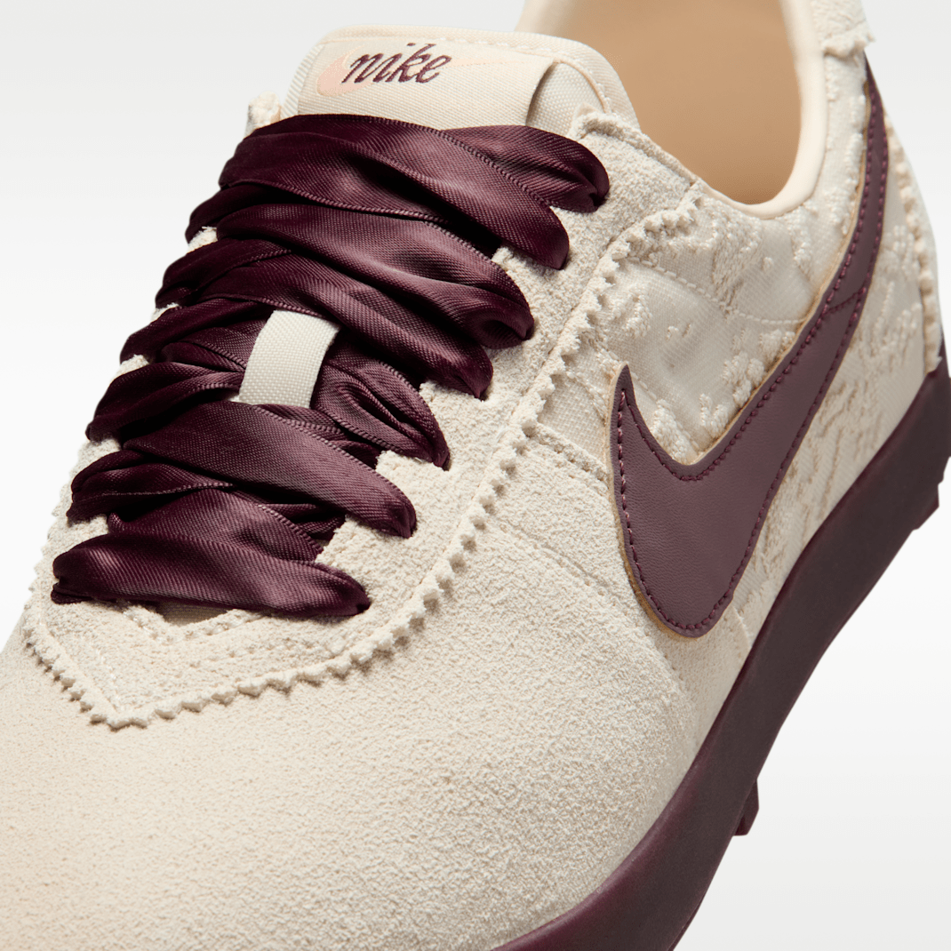 Light Cream/Arctic Orange/Burgundy Crush