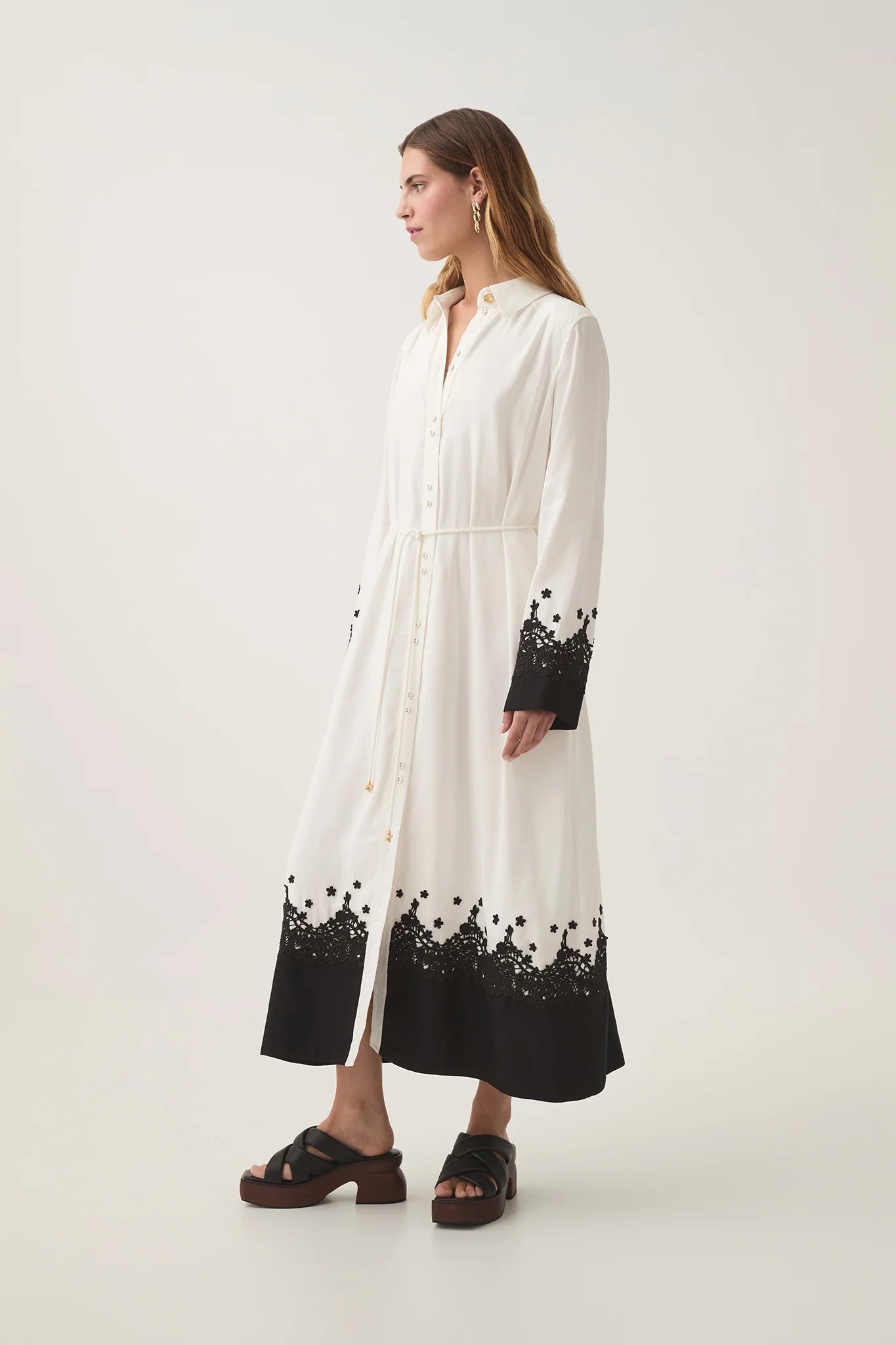 IVORY-BLACK