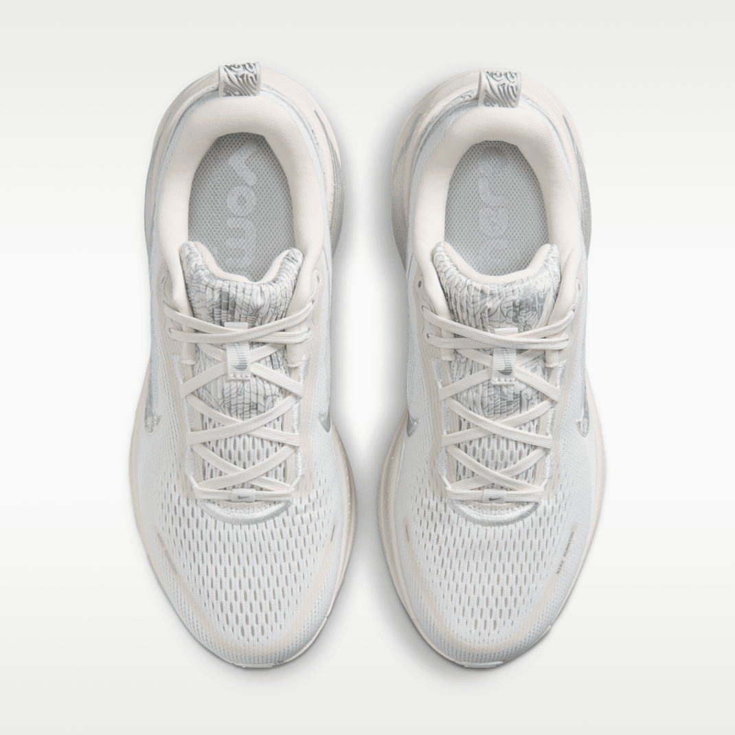 Phantom/Grey Fog/Metallic Silver/Summit White