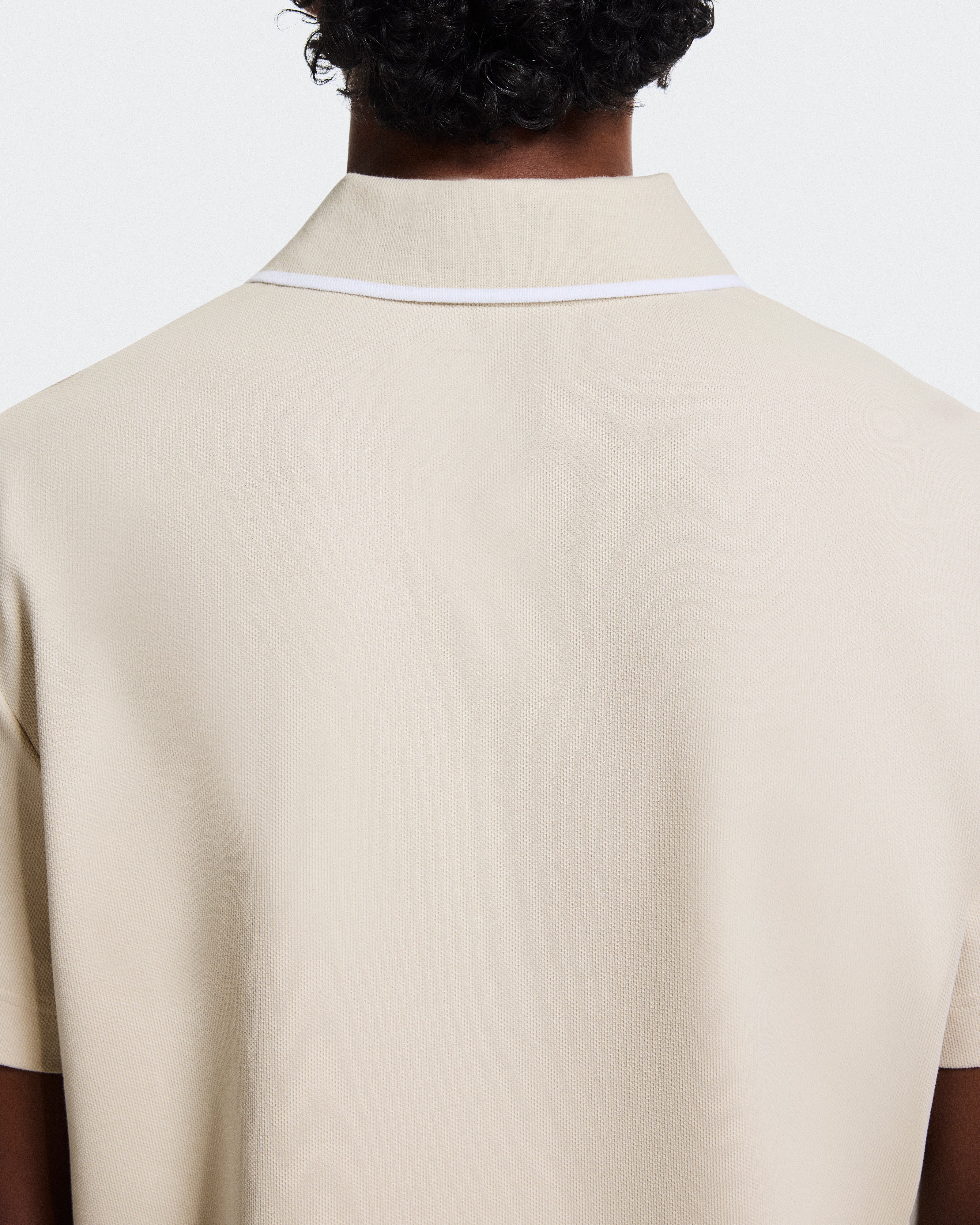 Sand | White