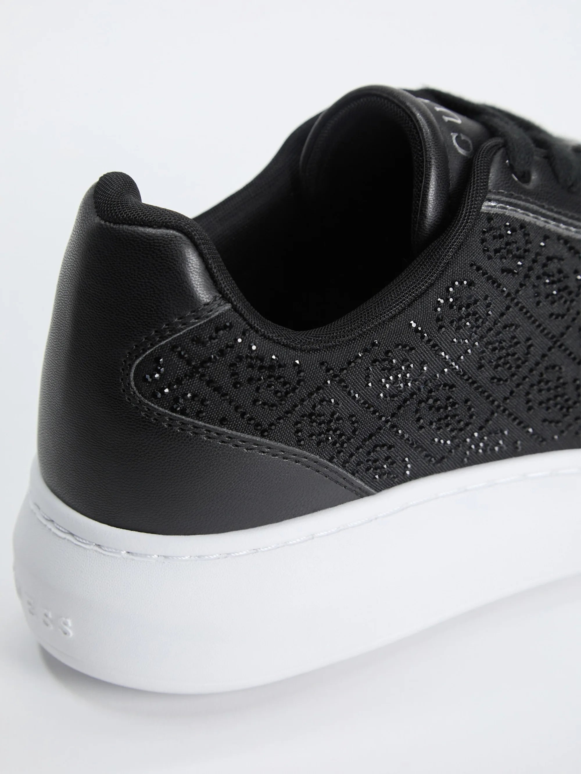Black 001