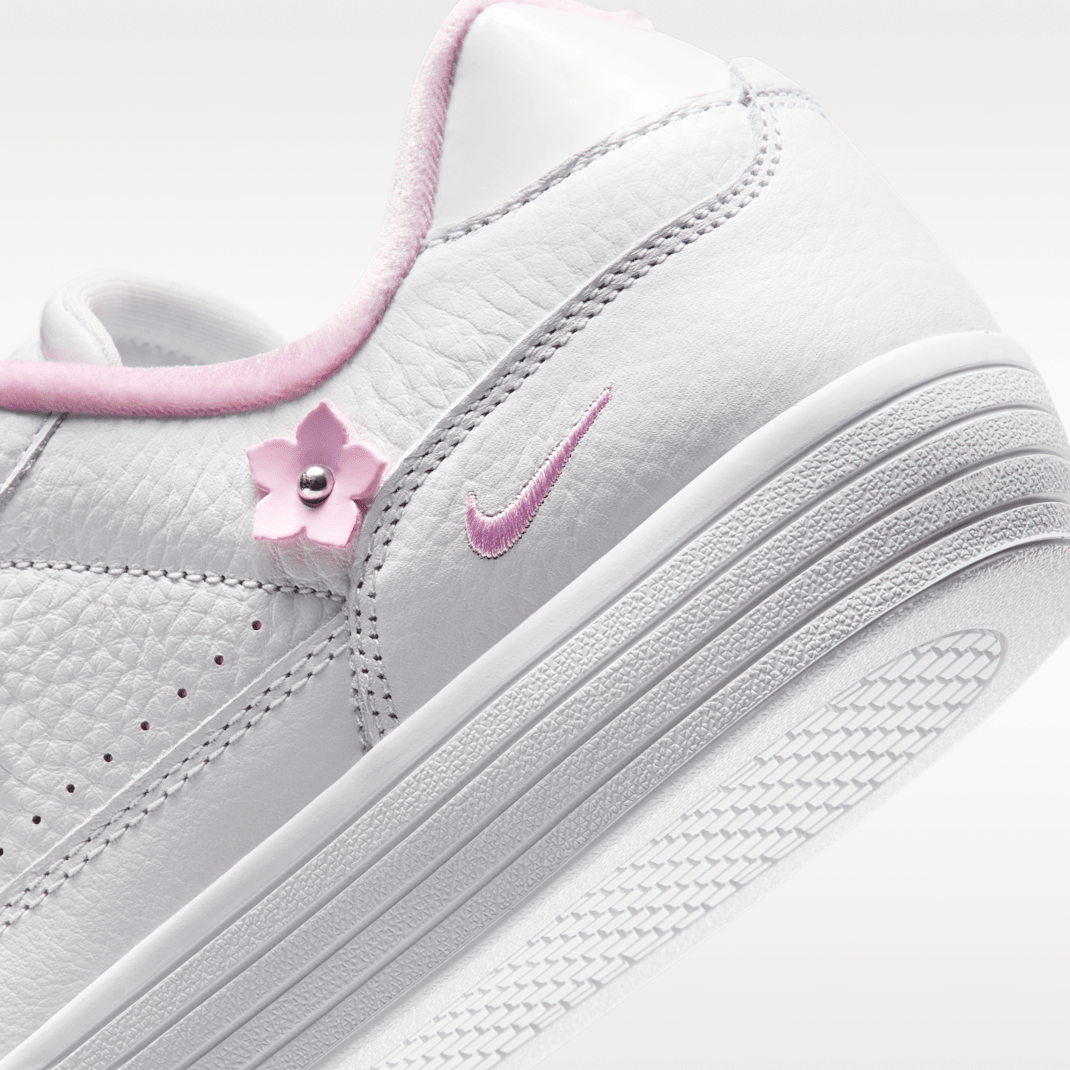 White/Bleached Lilac/Metallic Silver/Pink Rise