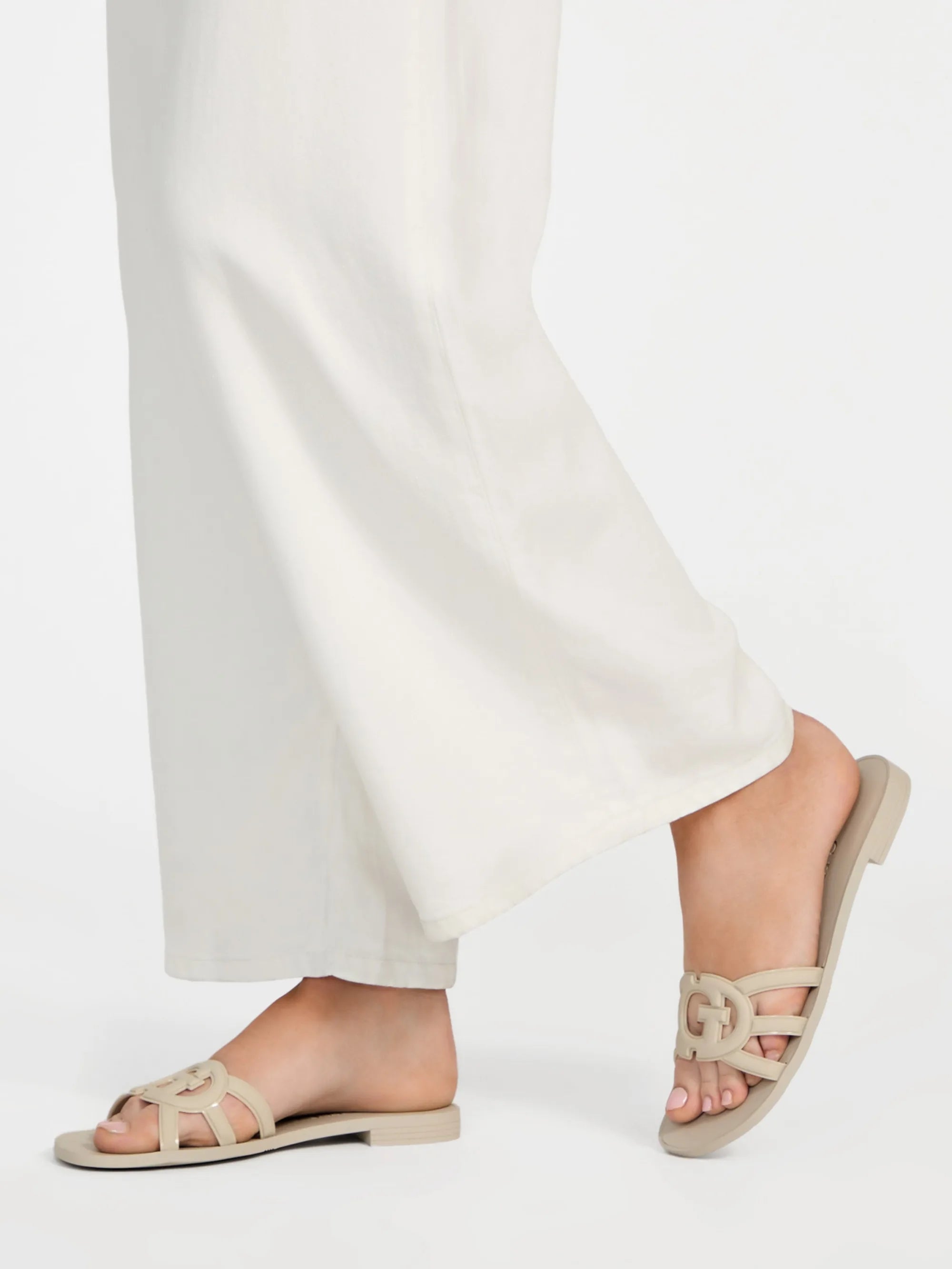 Ivory 150