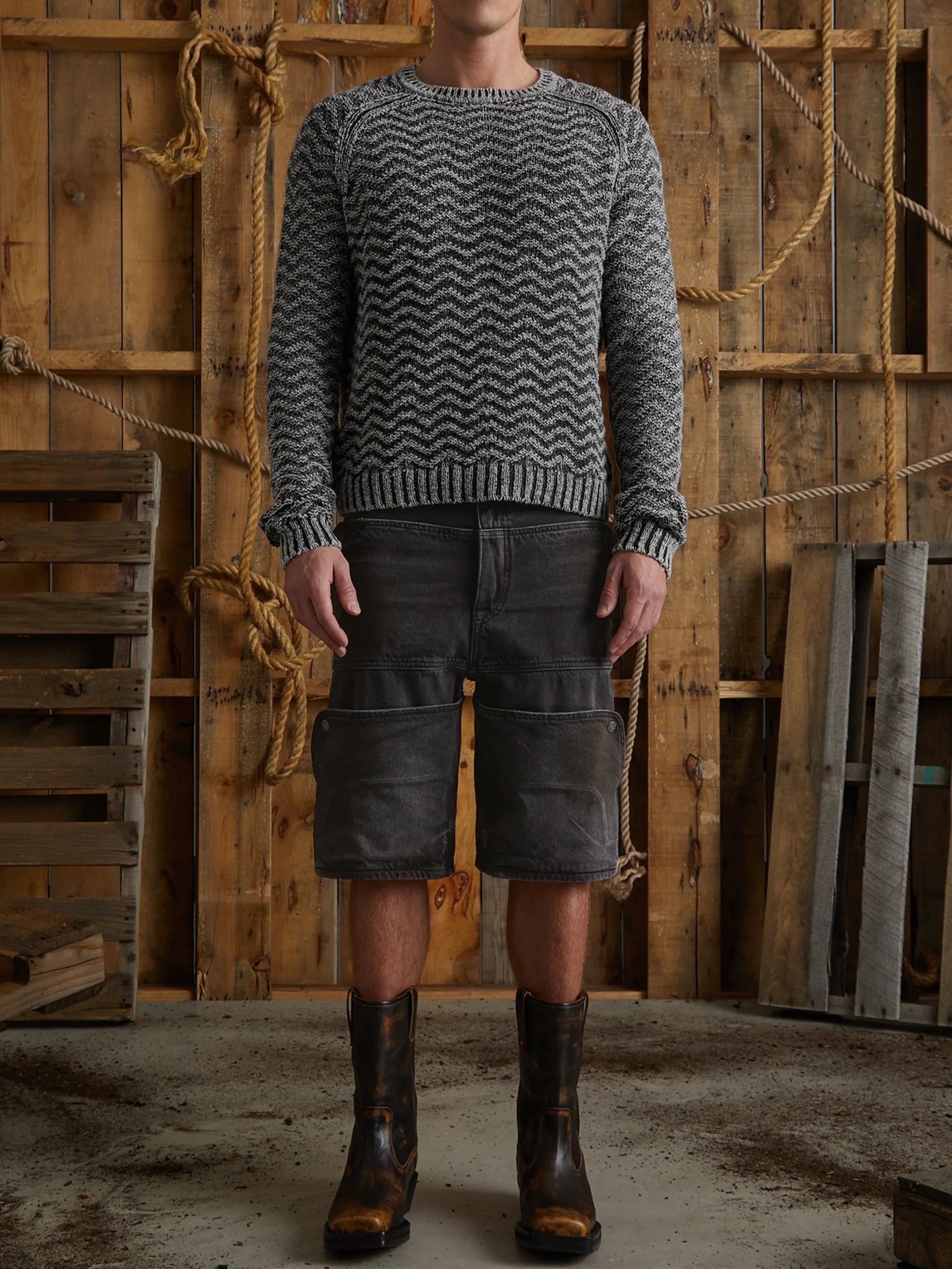 Gusa Aged Black Wash