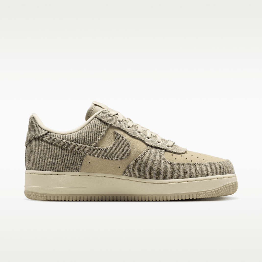 Desert Khaki/Light Khaki/Metallic Silver/Desert Khaki