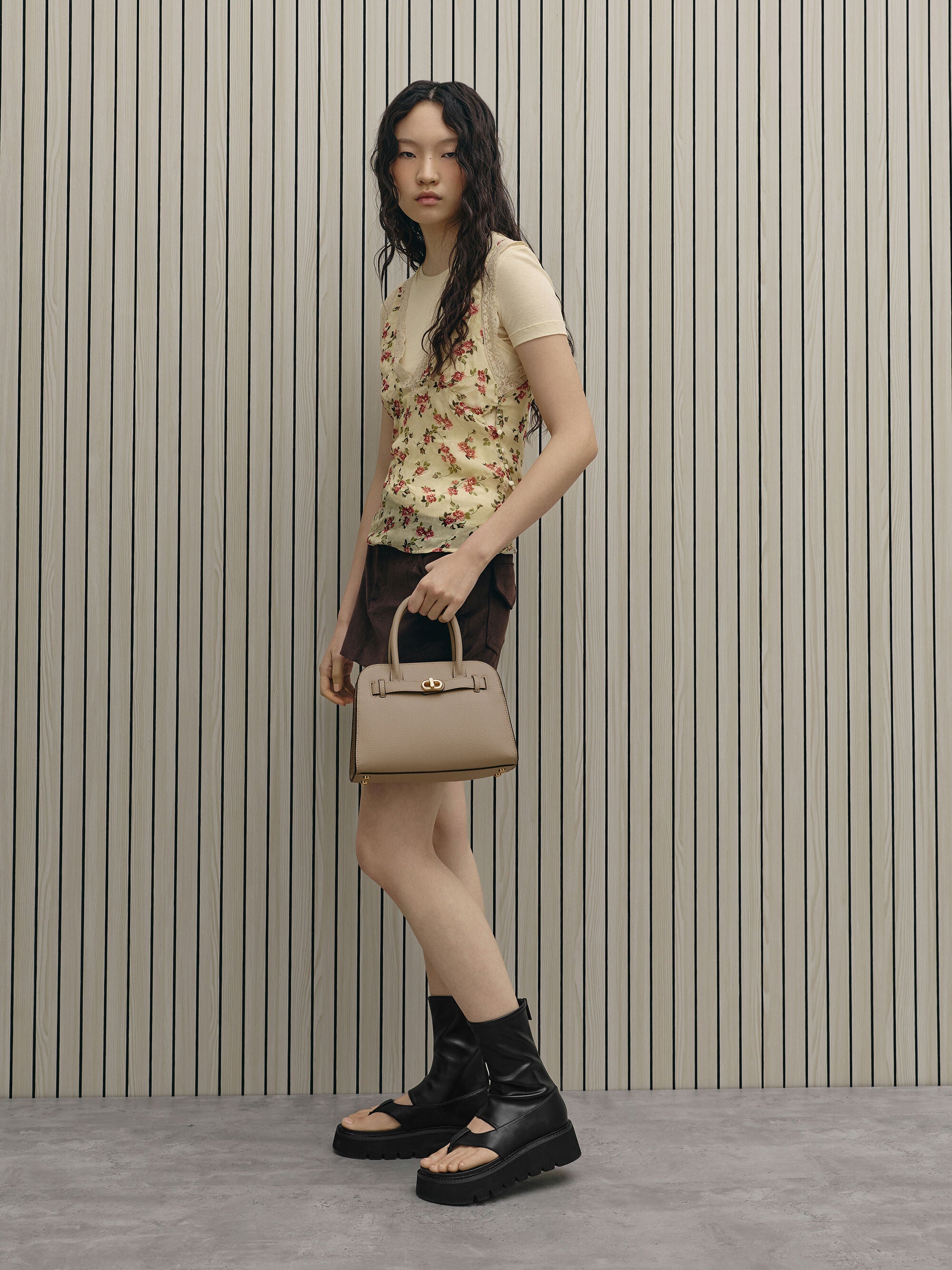 Taupe
