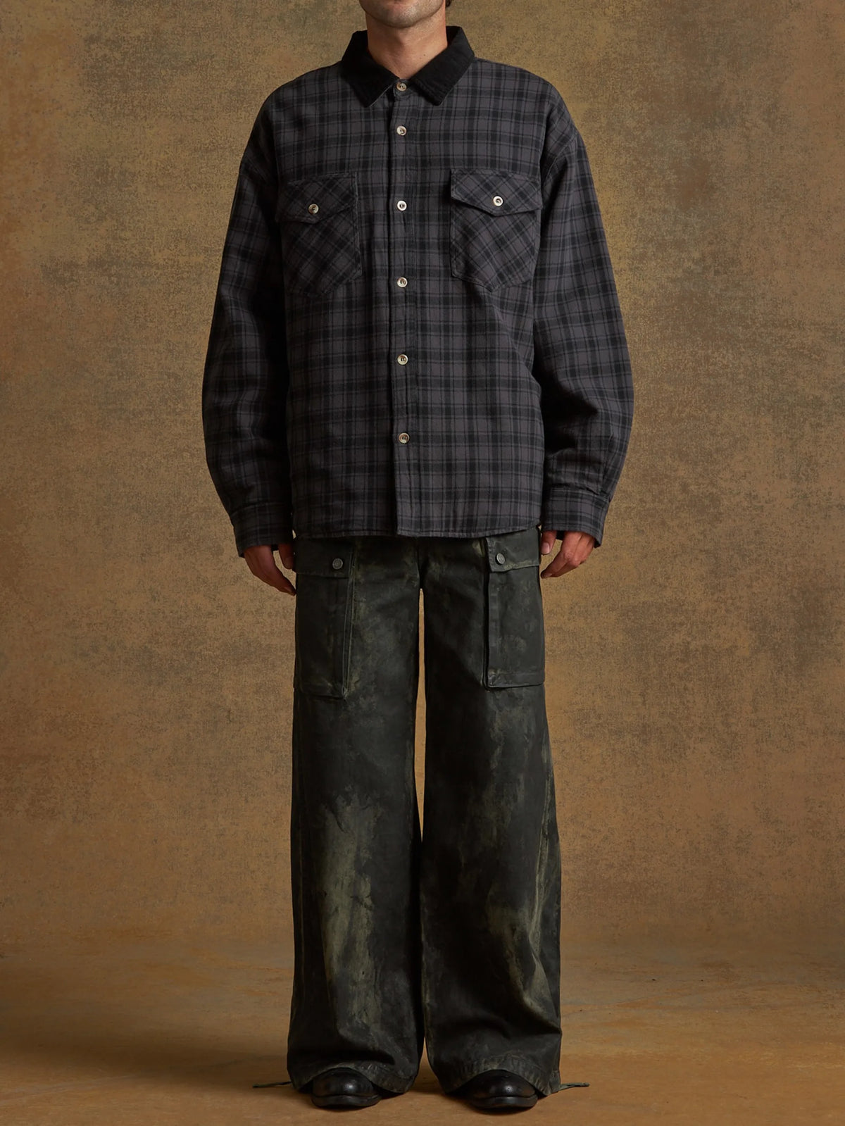 Gusa Black Plaid