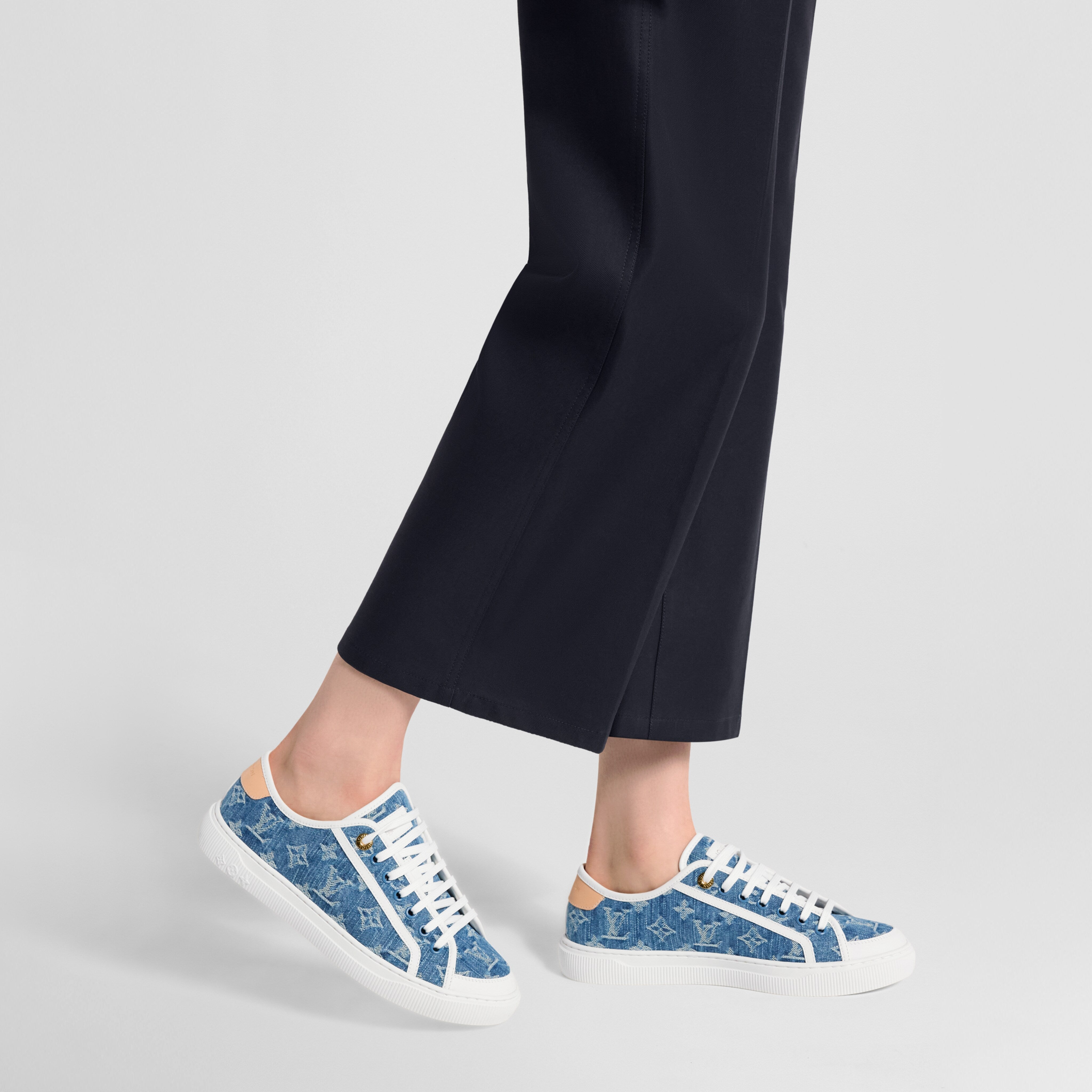 Azul