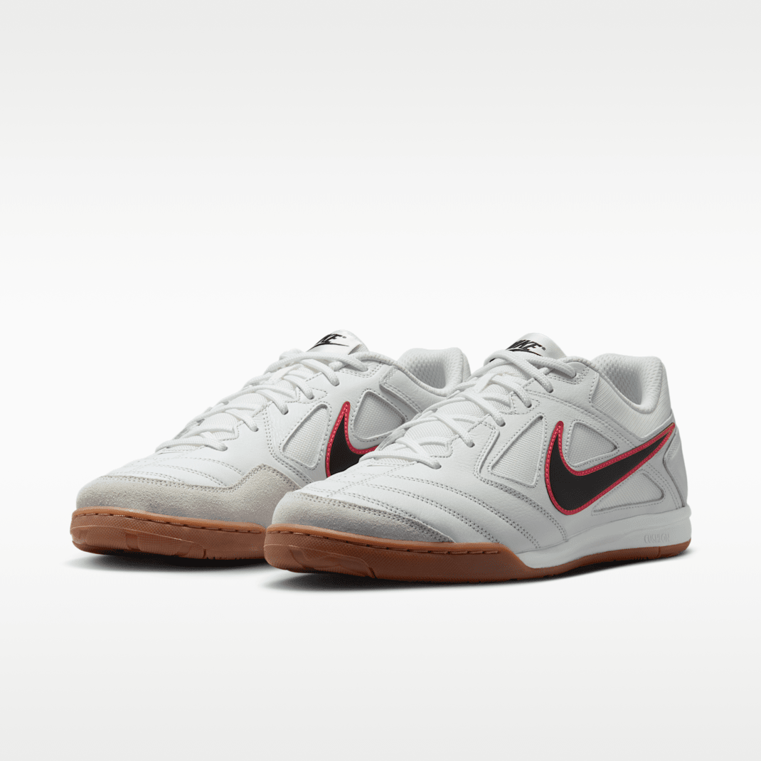 Summit White/Bright Crimson/Gum Medium Brown/Black