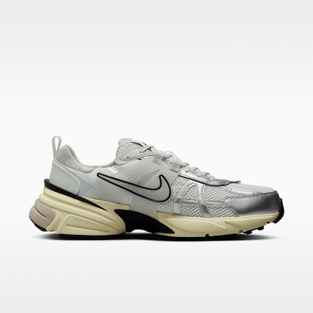 Summit White/Pure Platinum/Light Iron Ore/Metallic Silver