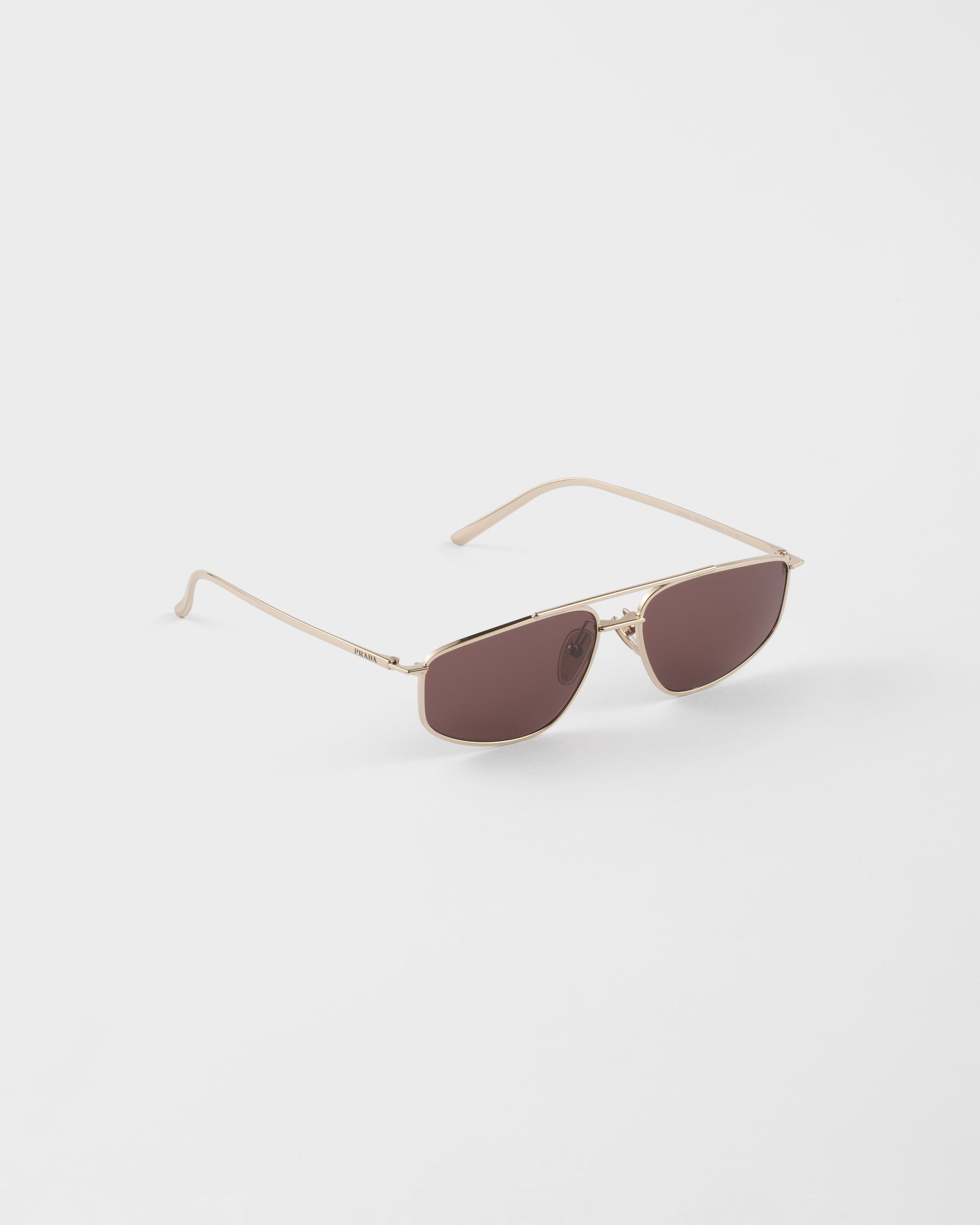 Lentes color mora