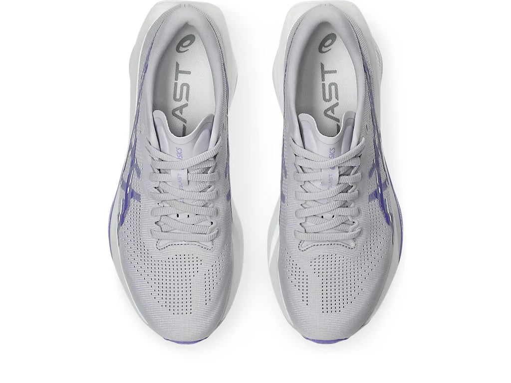 Lilac Hint/White