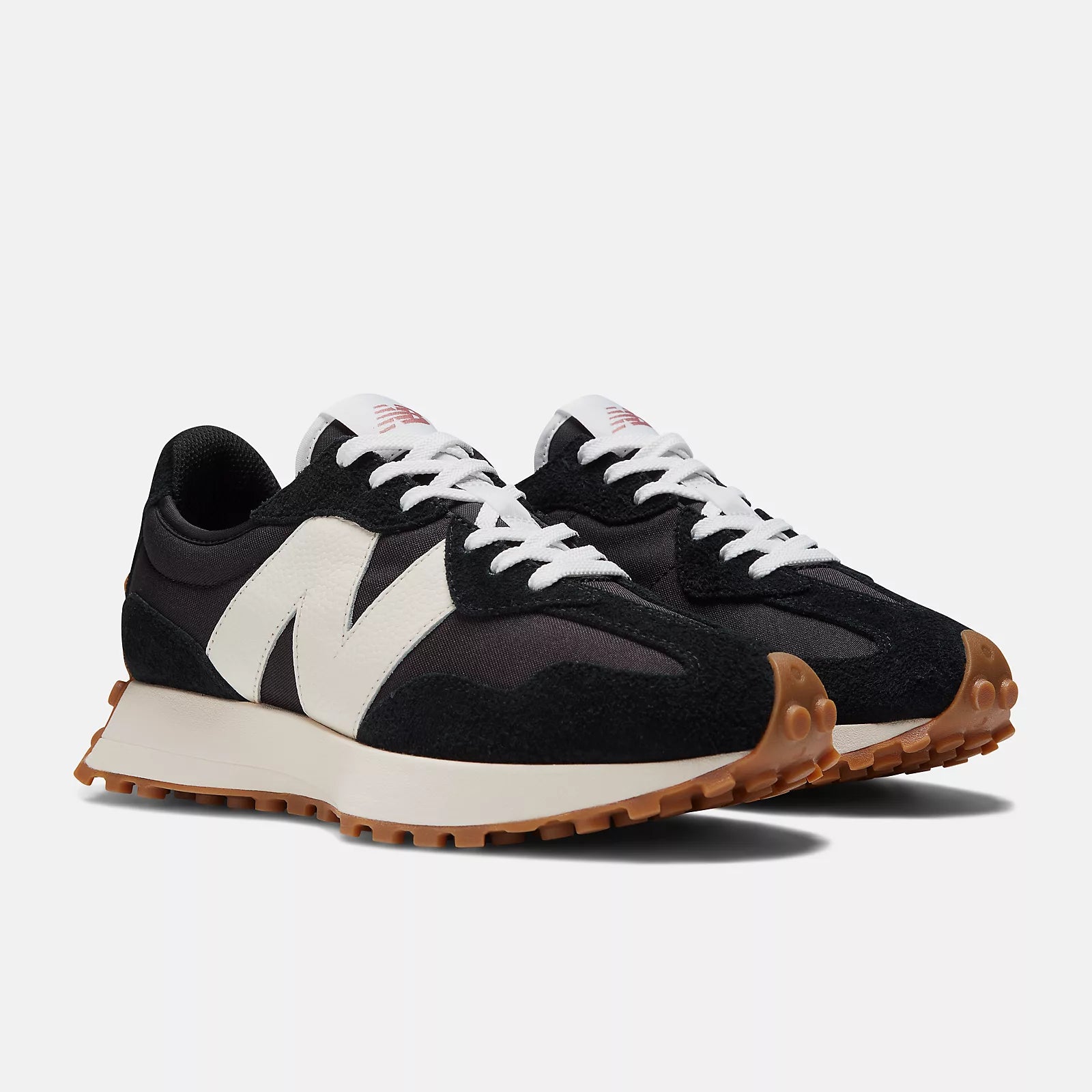 Black With Nb 103 White And Mineral Red