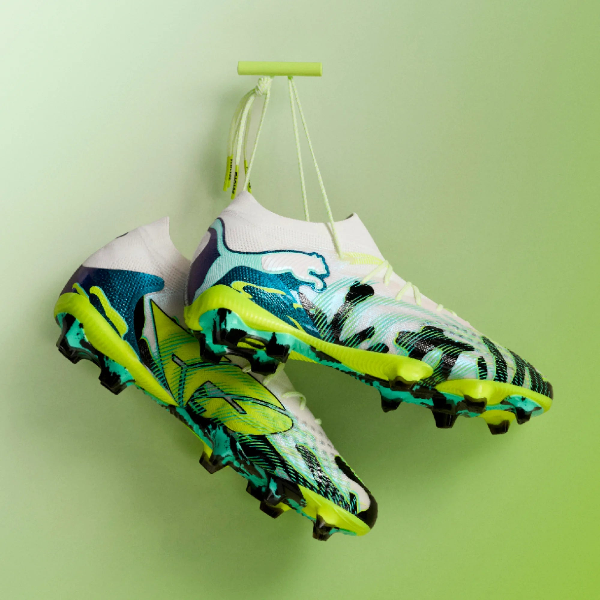 Yellow Alert-Mint Jelly-PUMA White-PUMA Black