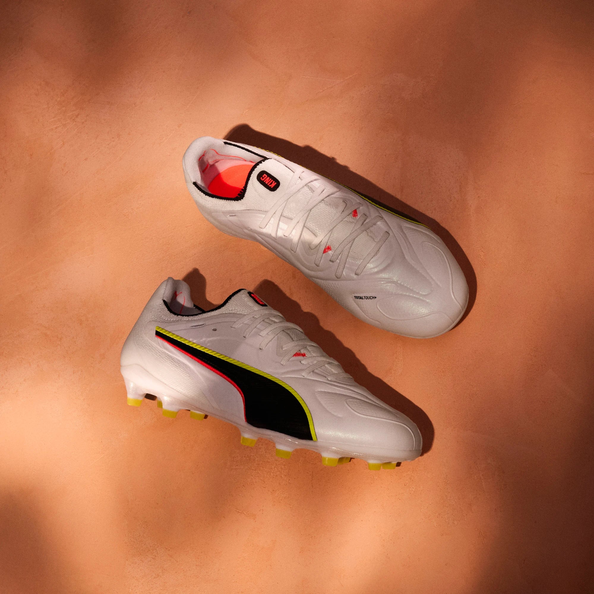 PUMA White-Glowing Red-Yellow Alert