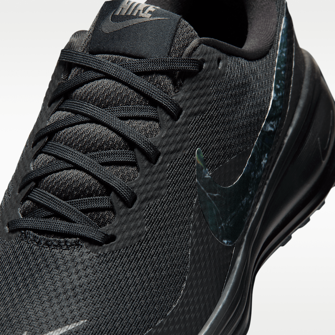 Black/Dark Smoke Grey/Iron Grey/White