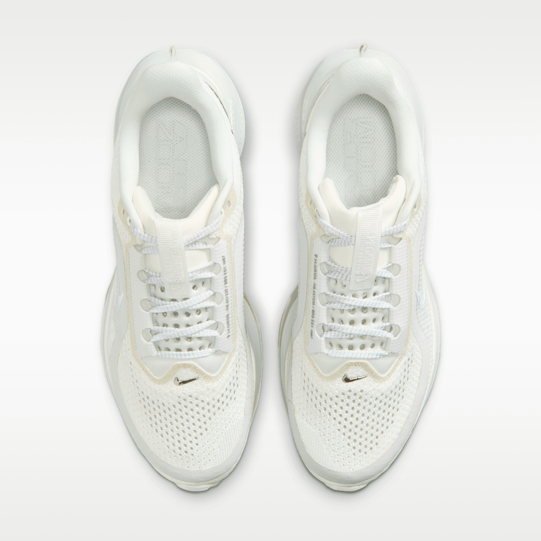 Summit White/Pure Platinum/Pencil Point/White