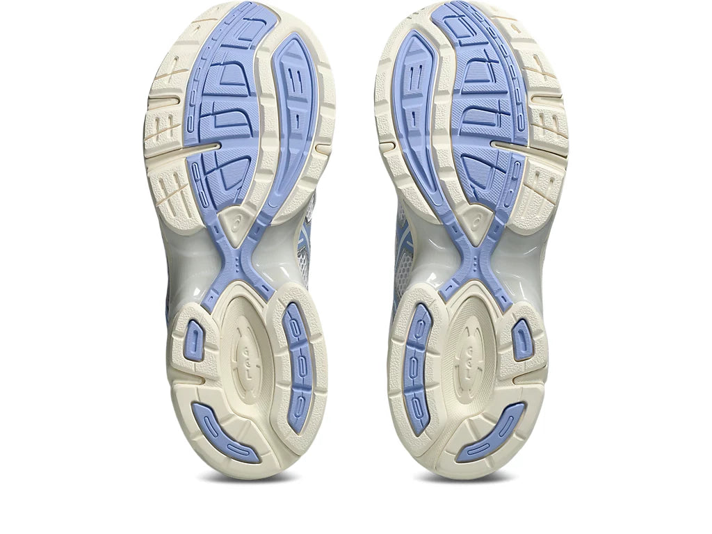 White/Light Sapphire