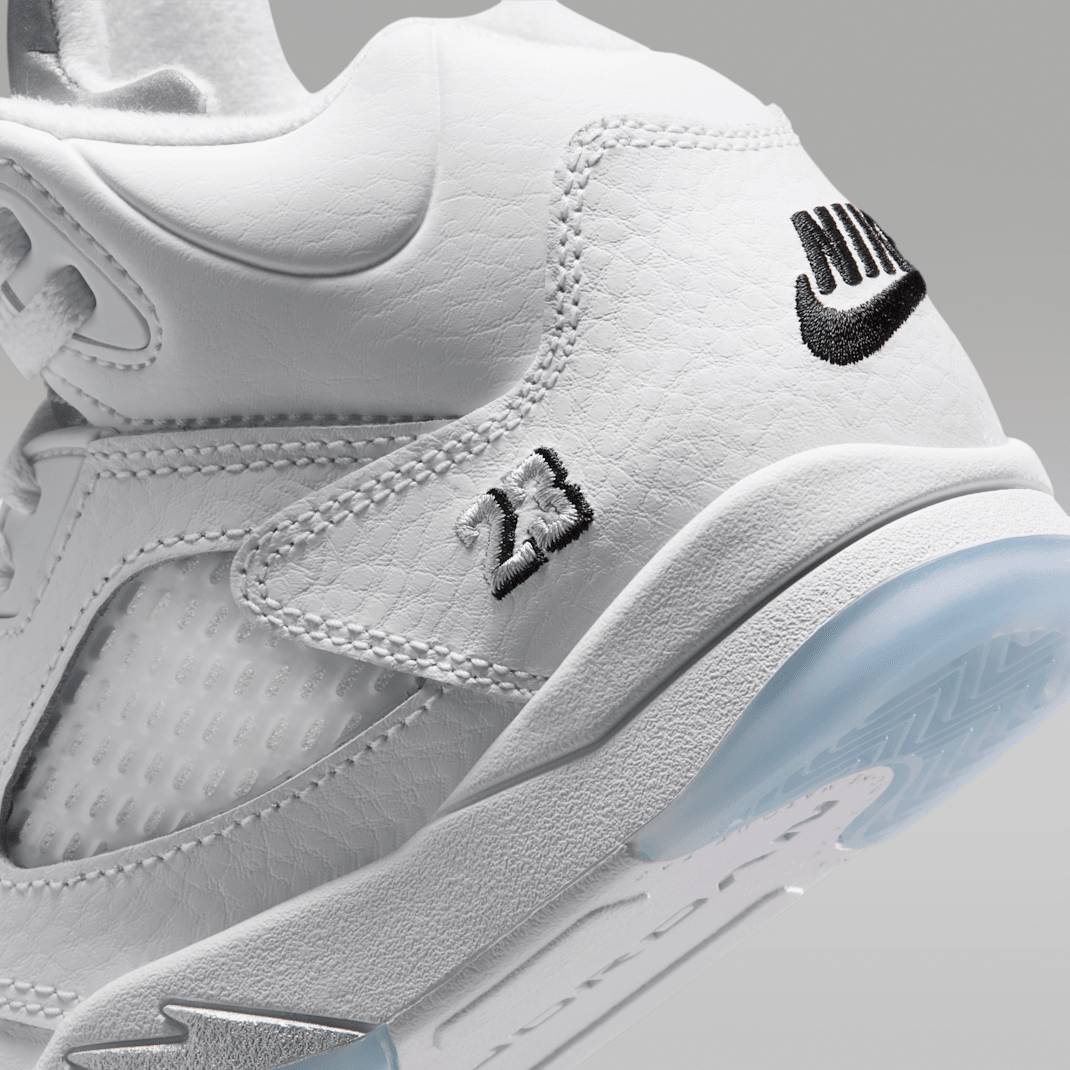 White/Metallic Silver/Black