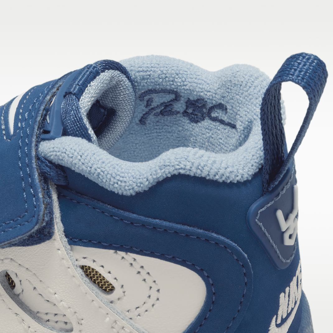 Sail/Blue Grey/Metallic Gold/Mystic Navy
