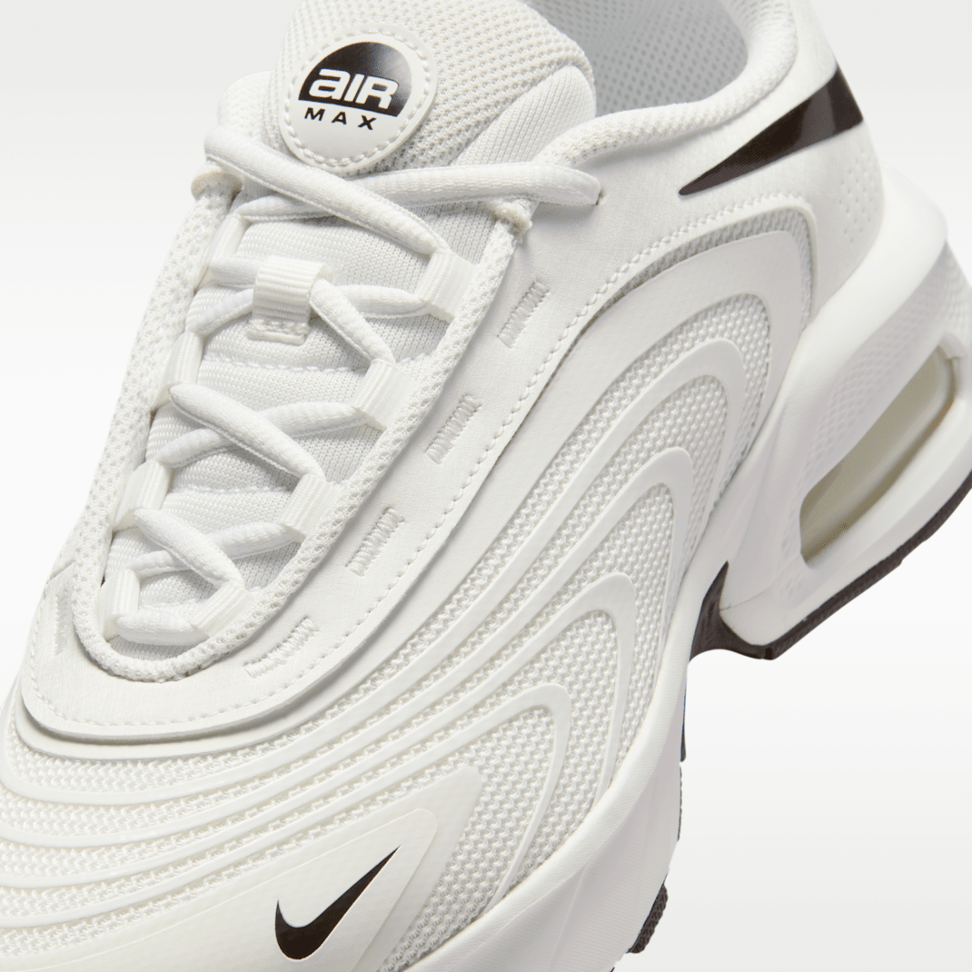 Summit White/Black