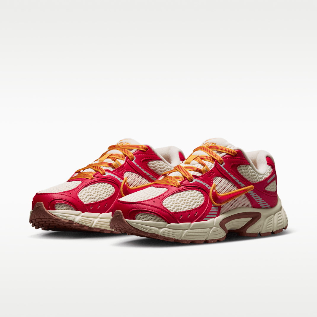 University Red/Coconut Milk/University Gold/University Red
