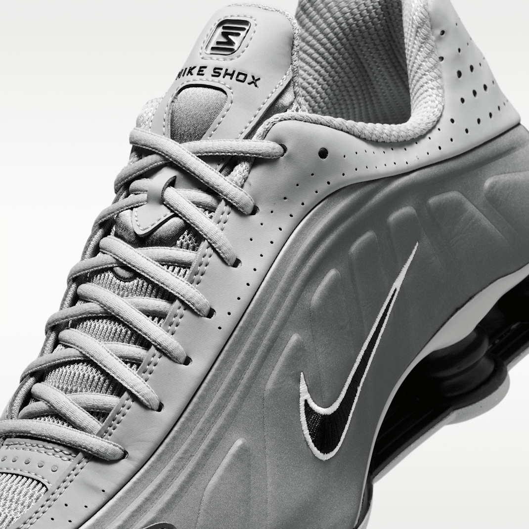 Light Smoke Grey/Smoke Grey/White/Black