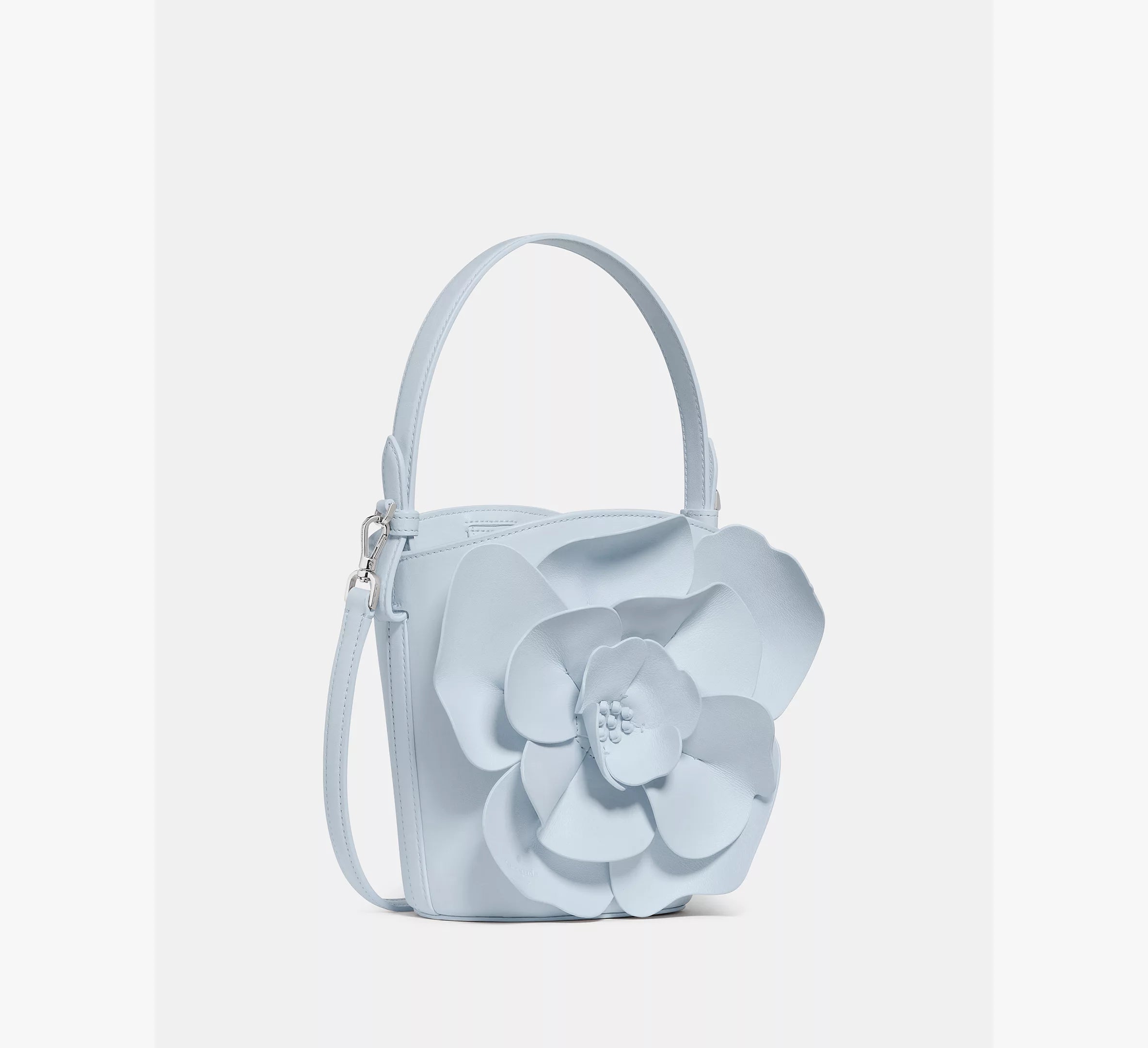 Pale Sapphirine