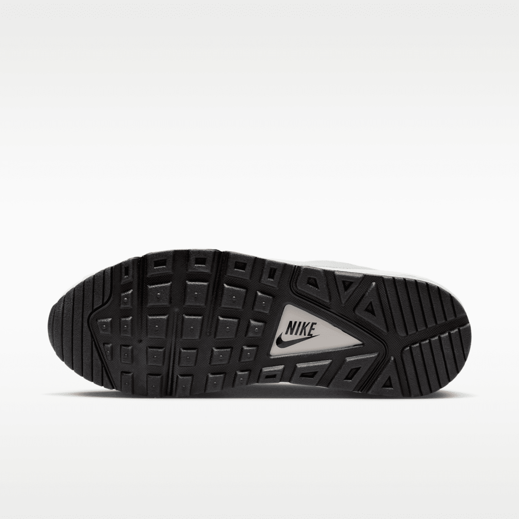 Summit White/Black/Pure Platinum
