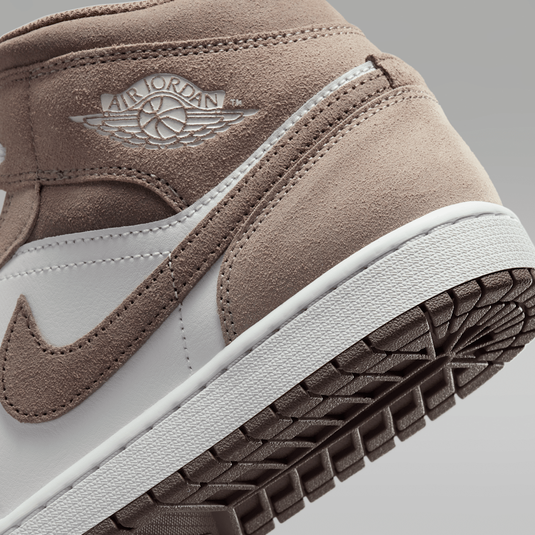 Enigma Stone/Summit White/Olive Grey